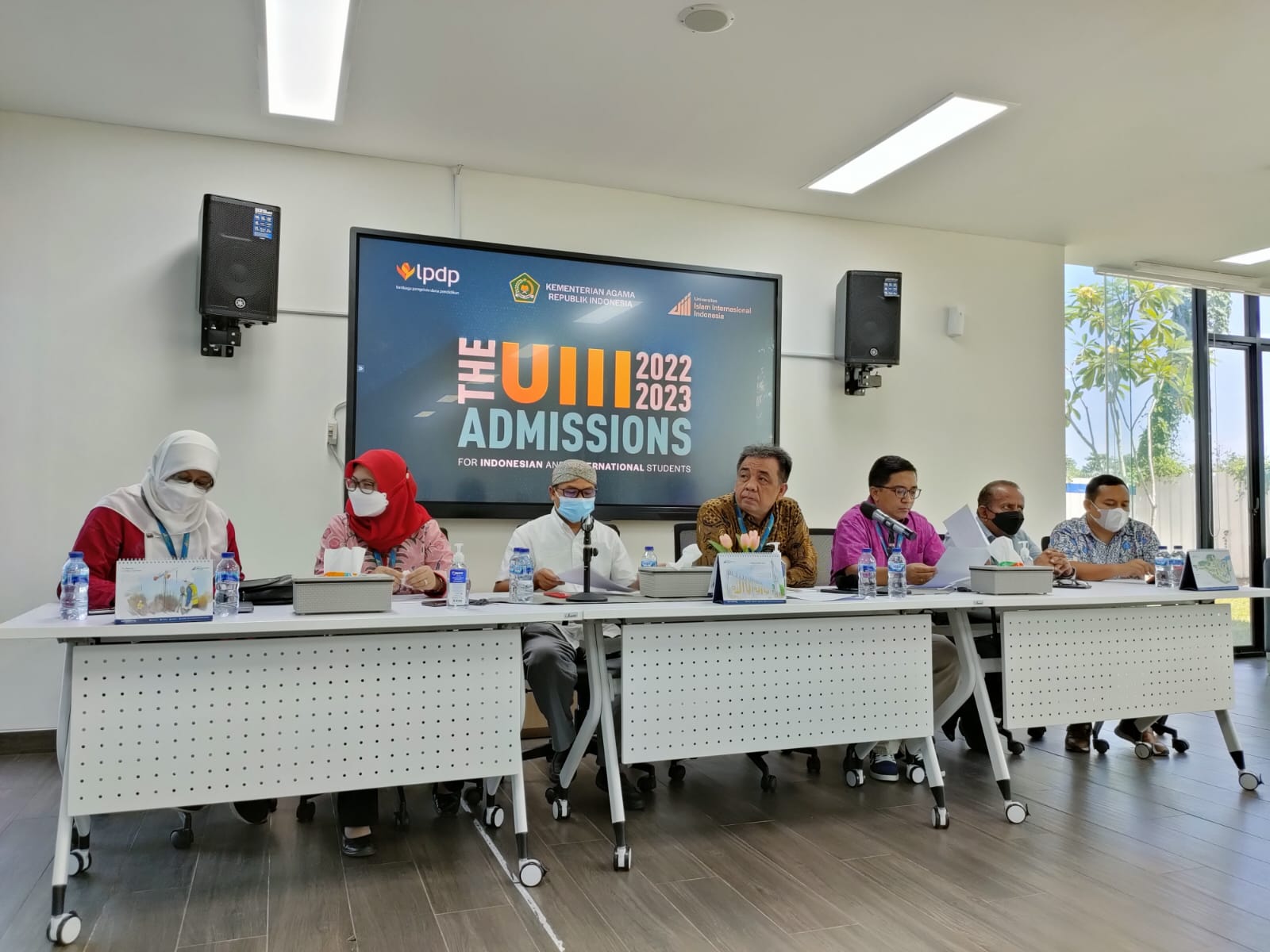 Program yang bertajuk UIII Admissions for the 2022-2023 Academic Year ini ditawarkan untuk program Magister (MA) dan Doktoral (Ph.D).