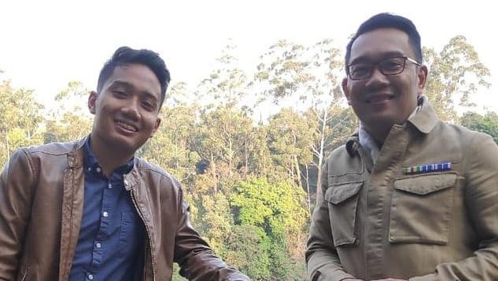 Gubernur Jabar Ridwan Kamil beserta anaknya, Emmeril Khan Mumtadz.