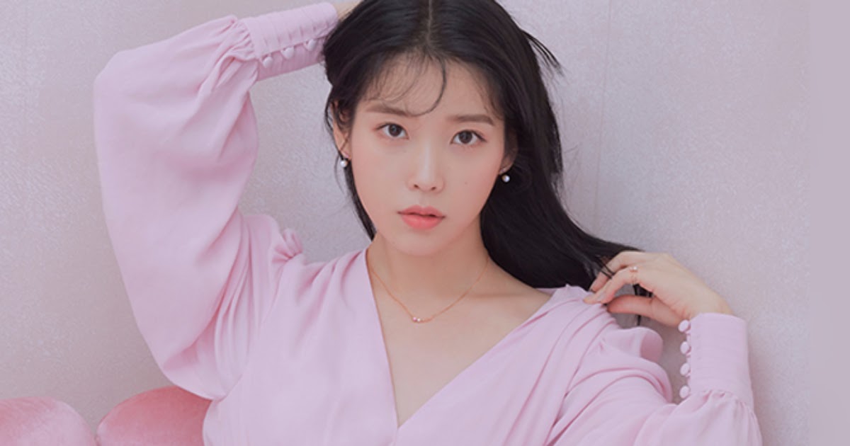 Penyanyi Korea Selatan, IU. 