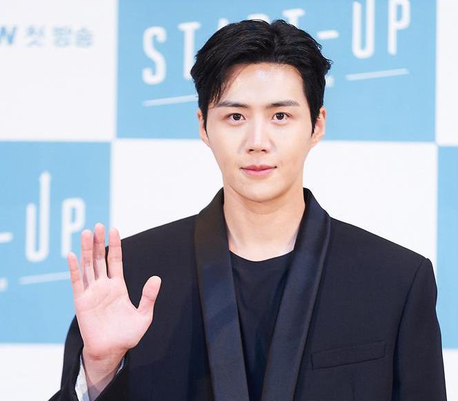 Aktor Korea Selatan, Kim Seon Ho.