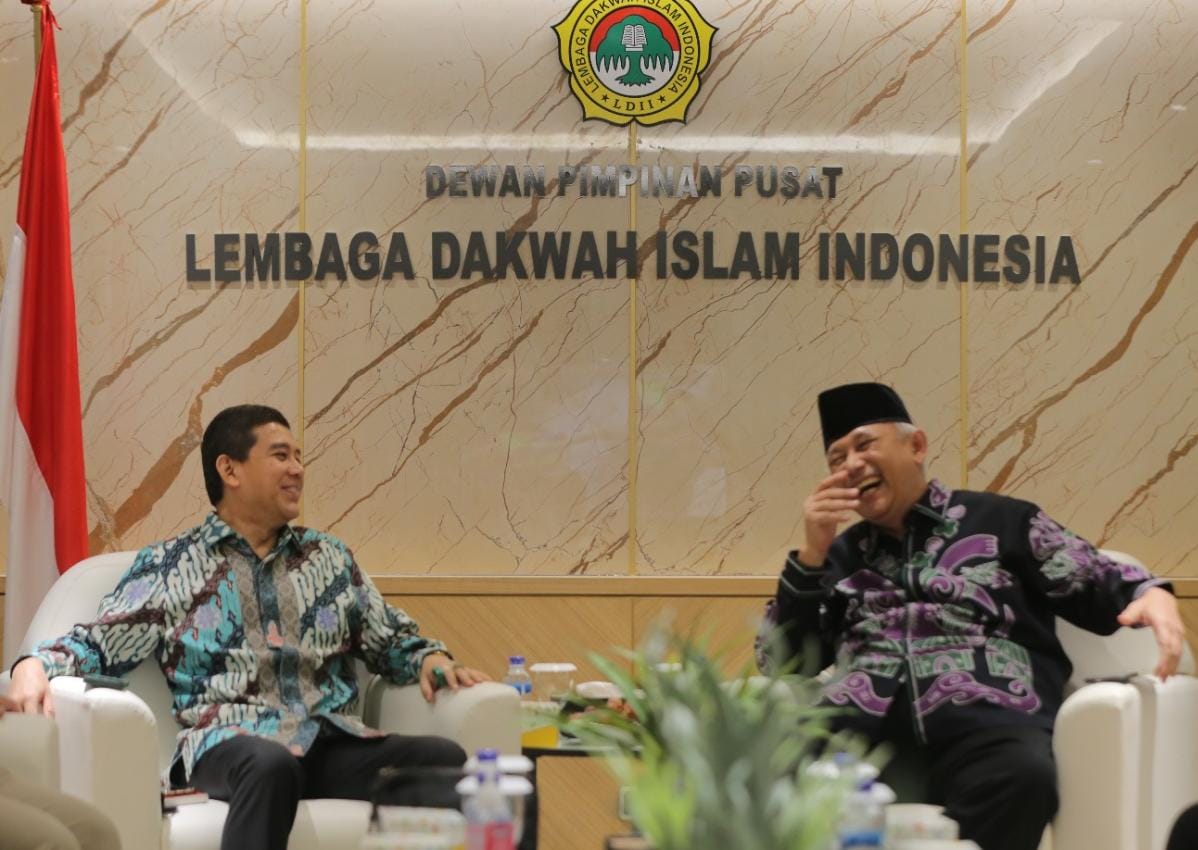 Pertemuan eks Bubes Ri untuk Ukraina Yuddy Chrisnandi dengan Ketua Umum DPP LDII Chriswanto Santoso