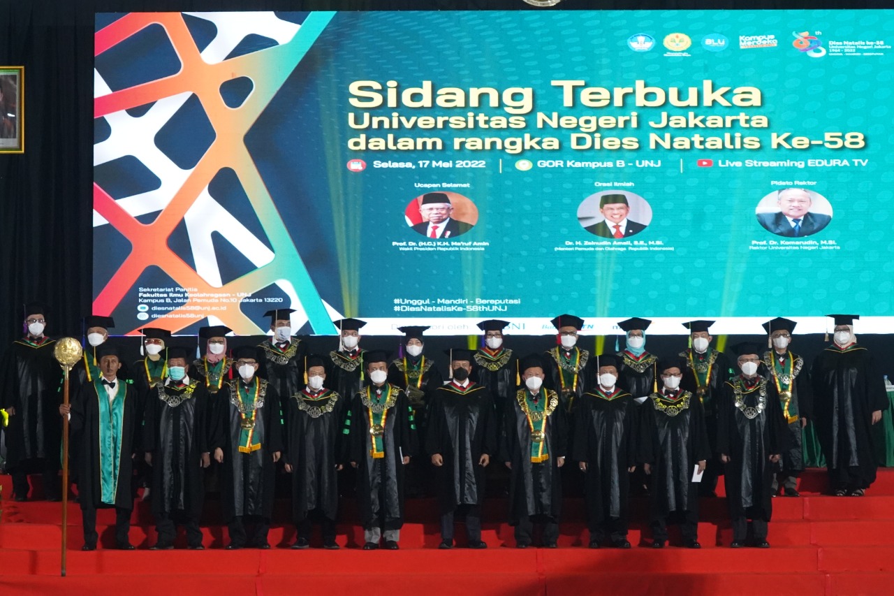 Sidang terbuka Universitas Negeri Jakarta dalam rangka Dies Natalis ke-58, Selasa (17/5).