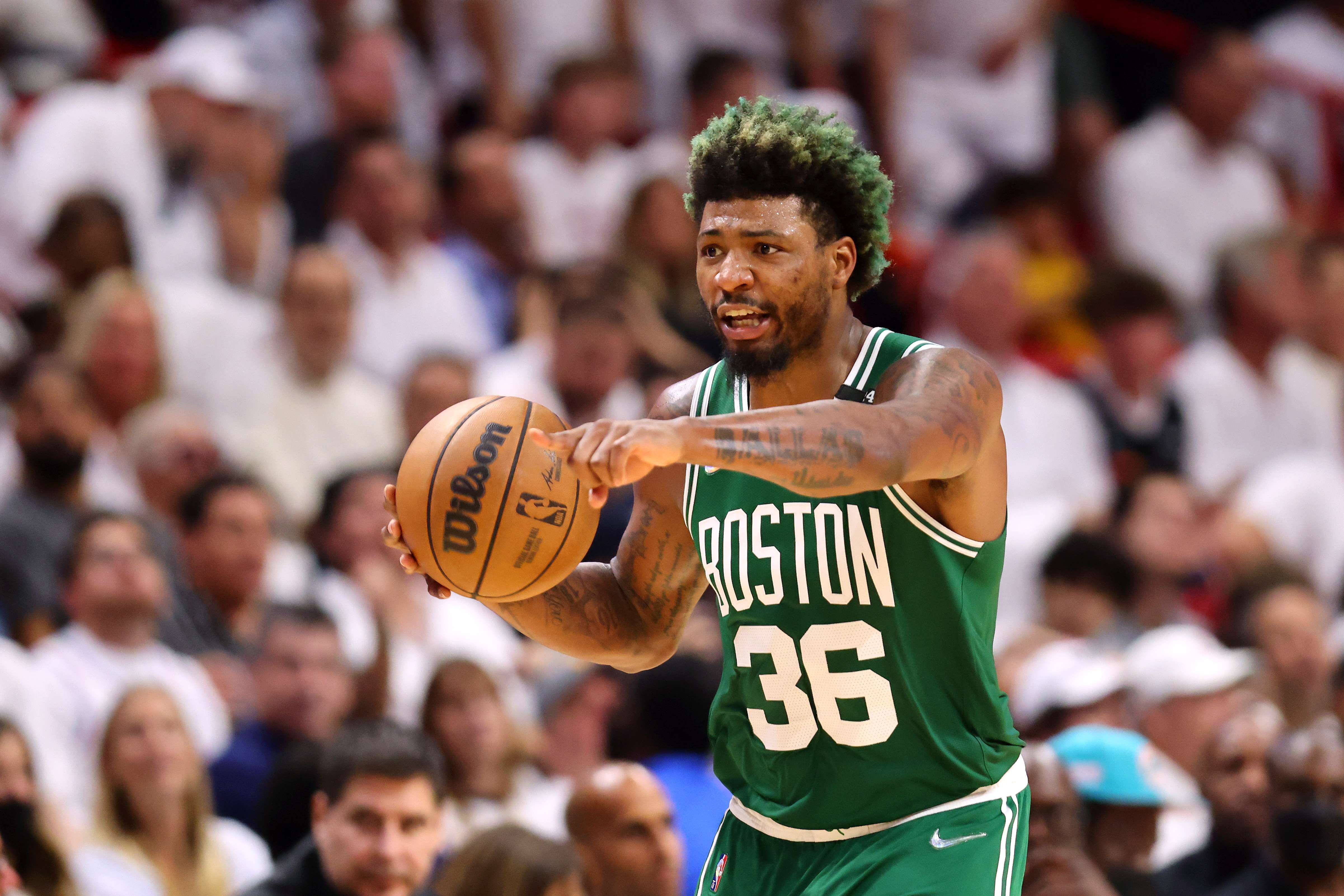 Boston Celtics Rebut Gim Kedua