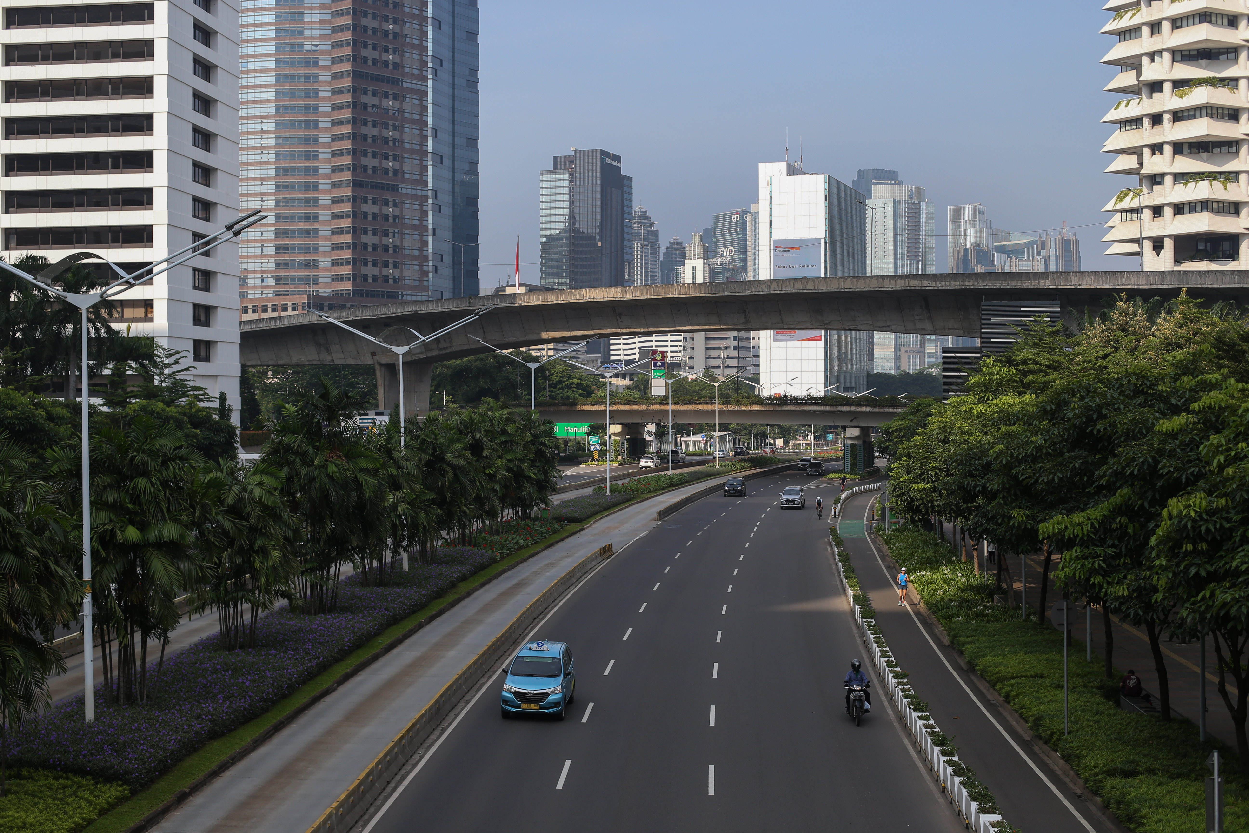 Ilustrasi suasana lengang di jalanan wilayah Ibu Kota.