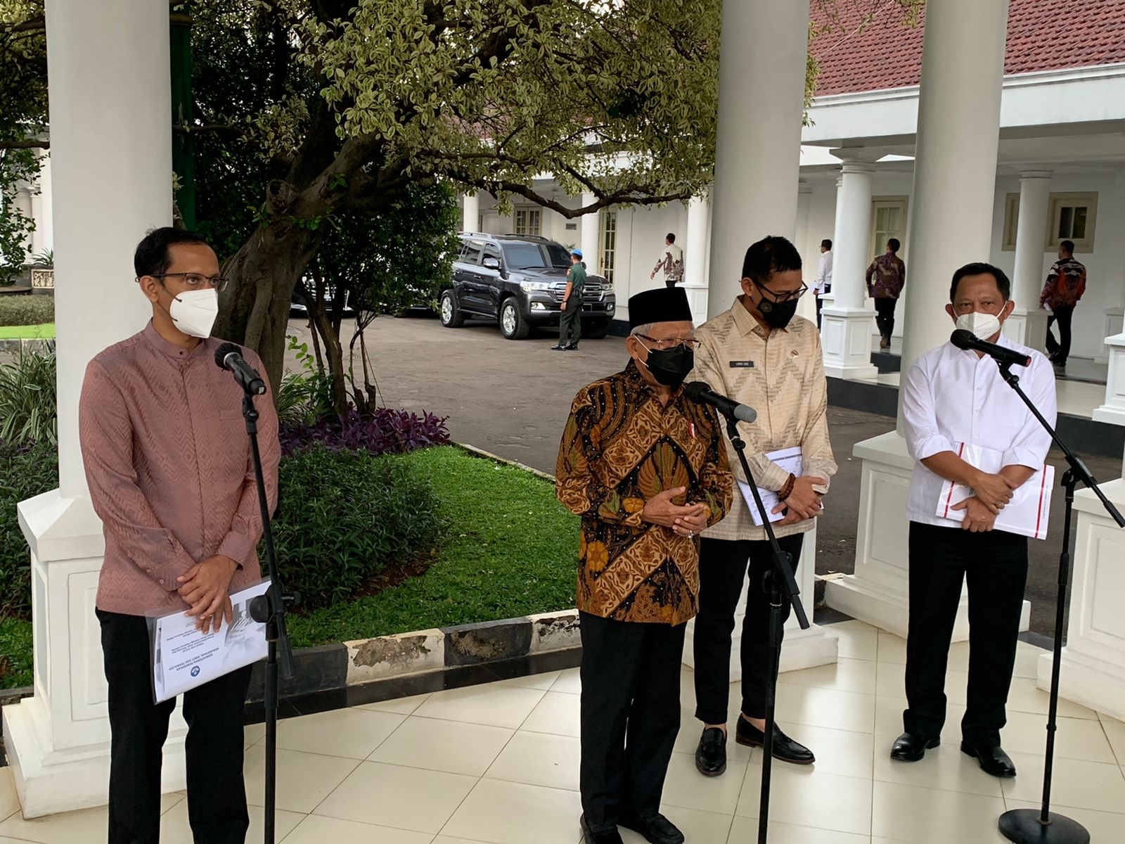 Wakil Presiden Ma'ruf Amin memberikan keterangan pers usai Rakkor mengenai DBON