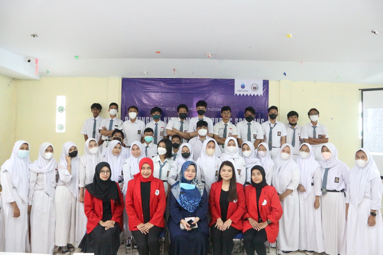 Kuliah peduli negeri Universitas Mercu Buana di  SMK Yappenda.  