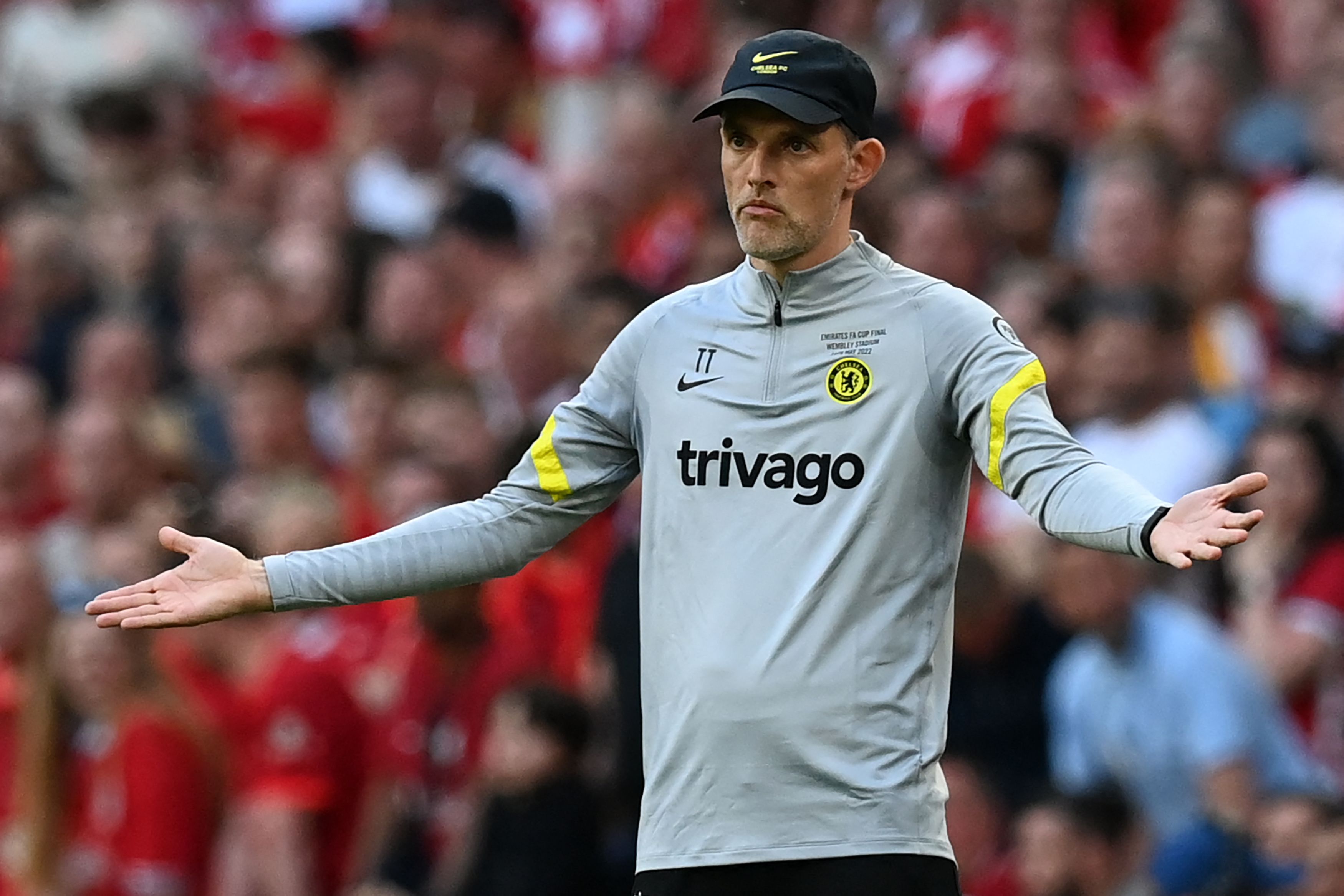  Pelatih kepala Chelsea, Thomas Tuchel, bereaksi saat final FA Cup antara Chelsea melawan Liverpool.
