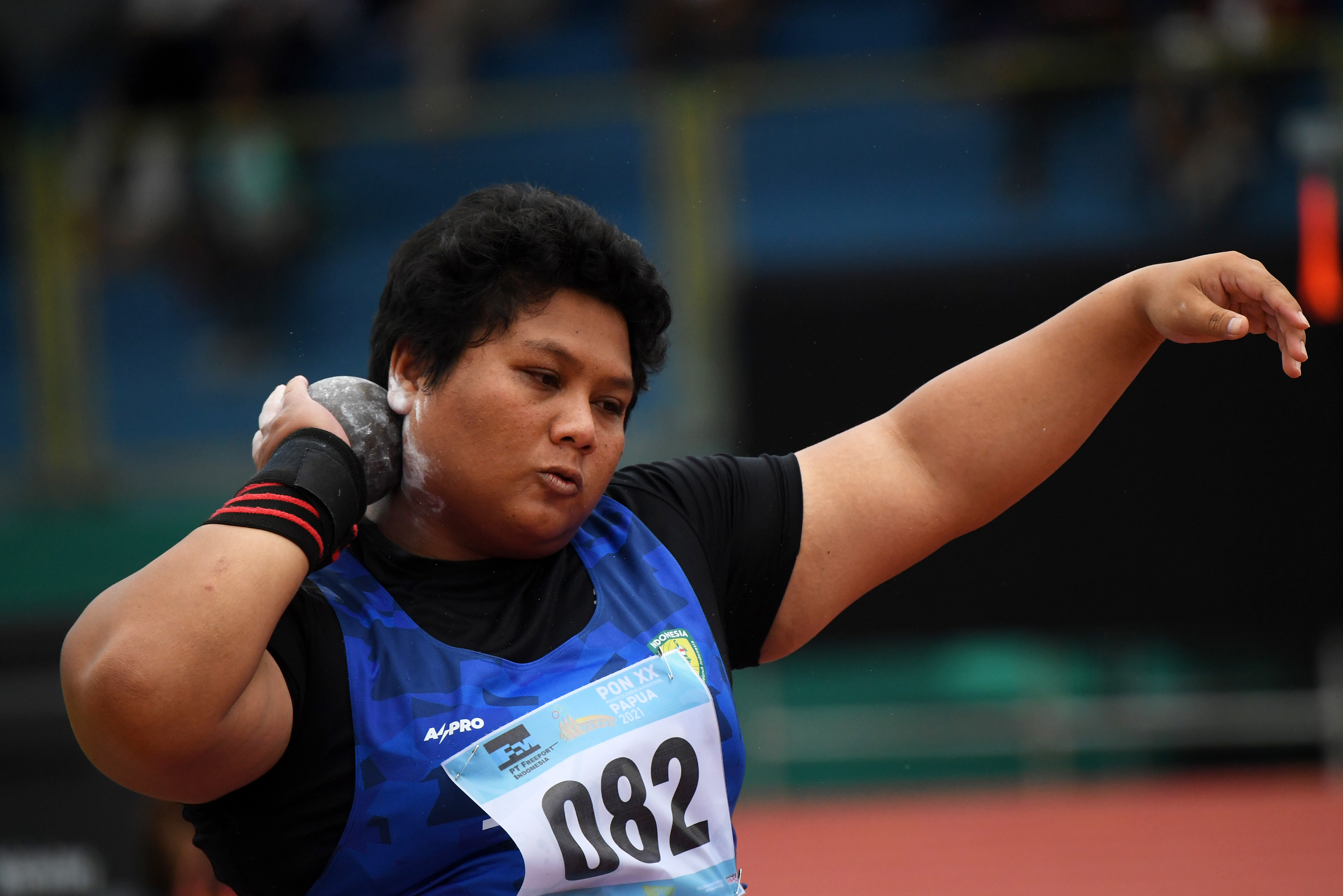 Ilustrasi--Atlet tolak peluru Indonesia Eki Pebri 