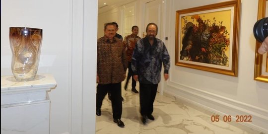 Pertemuan SBY dengan Surya Paloh di NasDem Tower