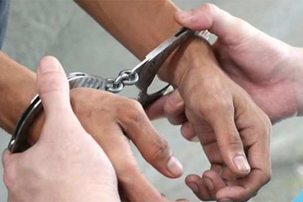 Ilustrasi. Penangkapan pelaku tindak kriminal. 