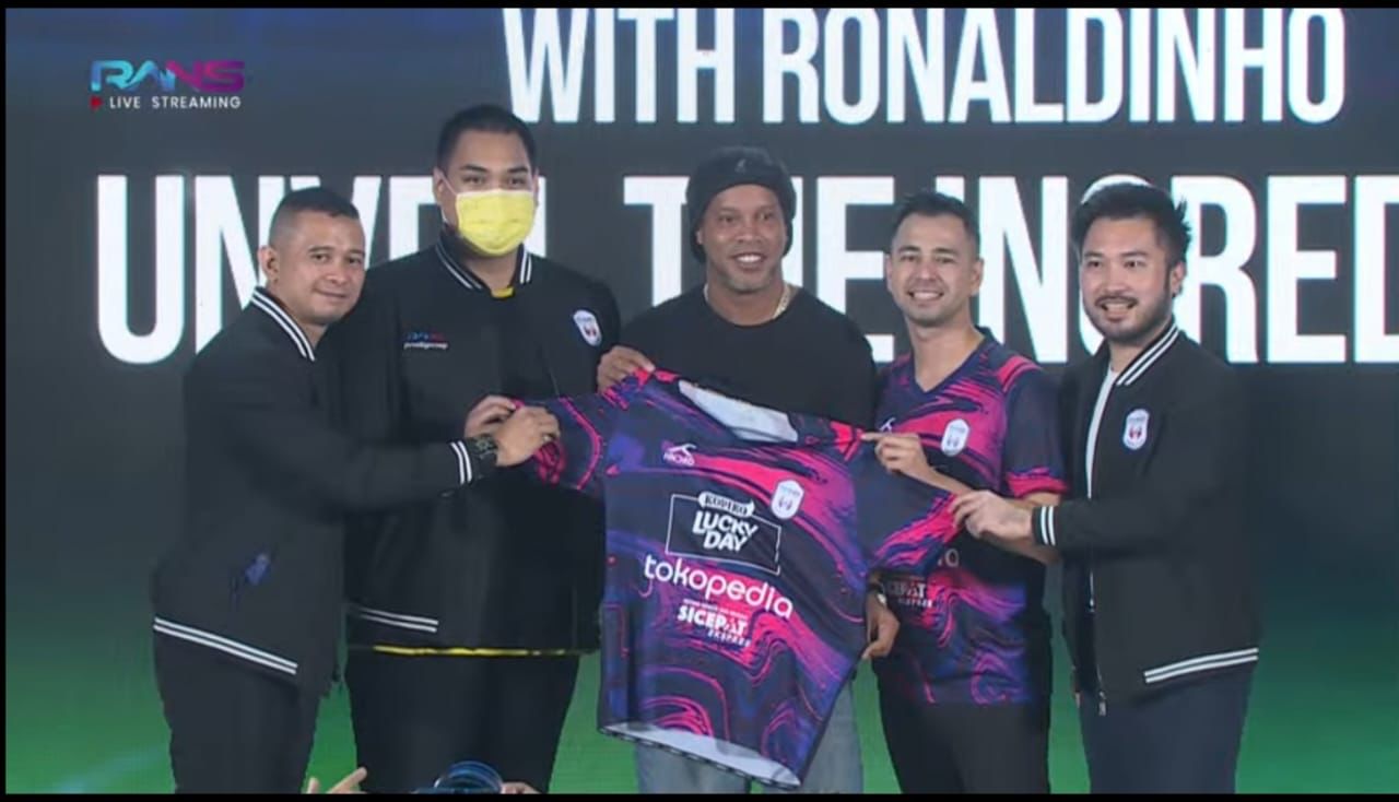 Acara Grand Launching Jersey RANS Nusantara di Jakarta. 