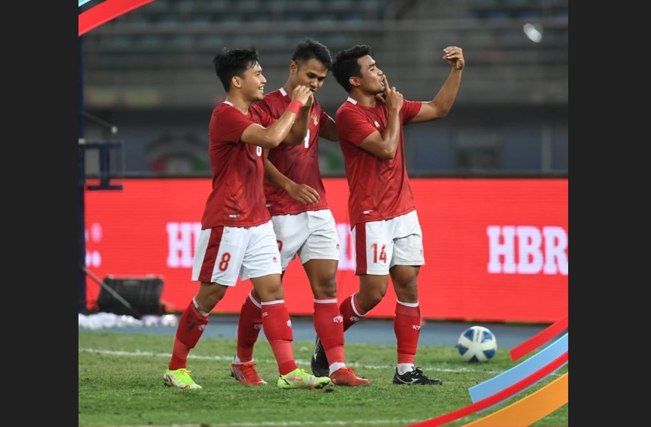 Para pemain Indonesia melakukan selebrasi usai mencetak gol ke gawang Nepal di laga kualifikasi Piala Asia 2023.