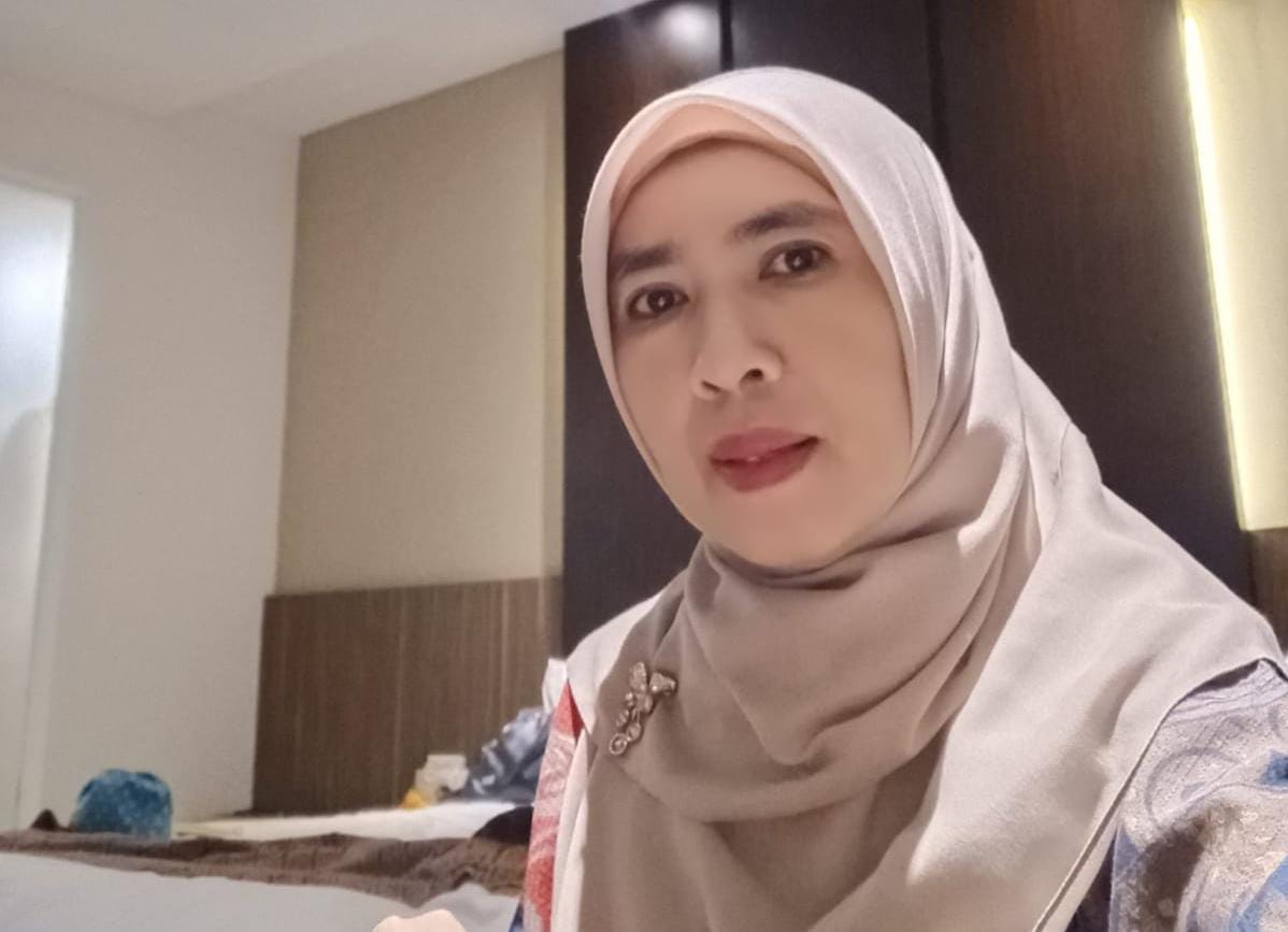Yulianti Rosdian, M.Pd, Guru dan CKS SMA Negeri 7 Kota Bogor