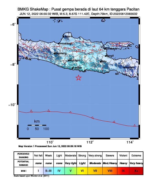 Hasil pemodelan menunjukkan bahwa gempa ini tidak berpotensi tsunami.