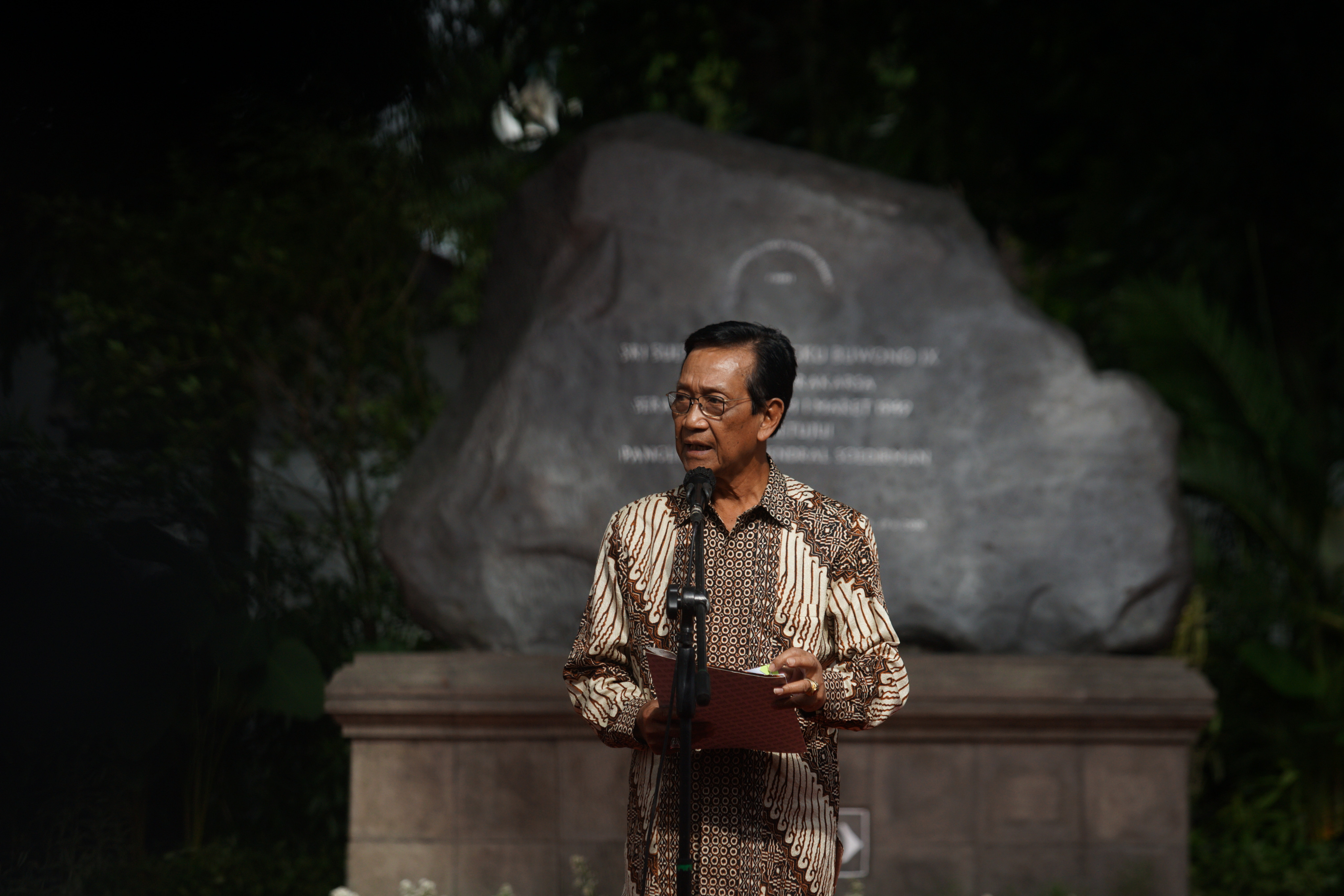 Gubernur DIY Sri Sultan Hamengku Buwono X