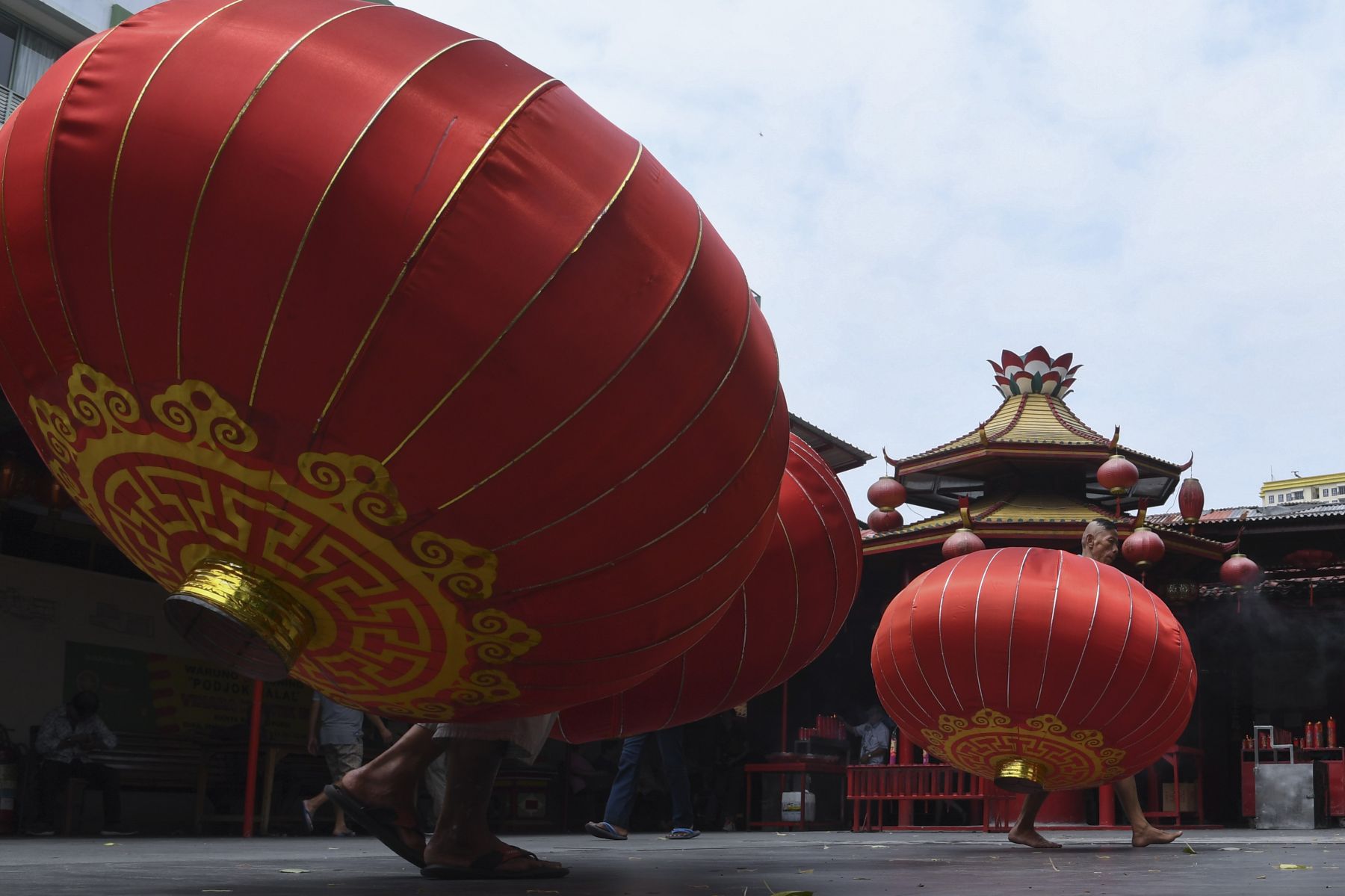 Vihara Dharma Bhakti, Petak Sembilan di kawasan Pecinan Glodok, Taman Sari, Jakarta Barat.  