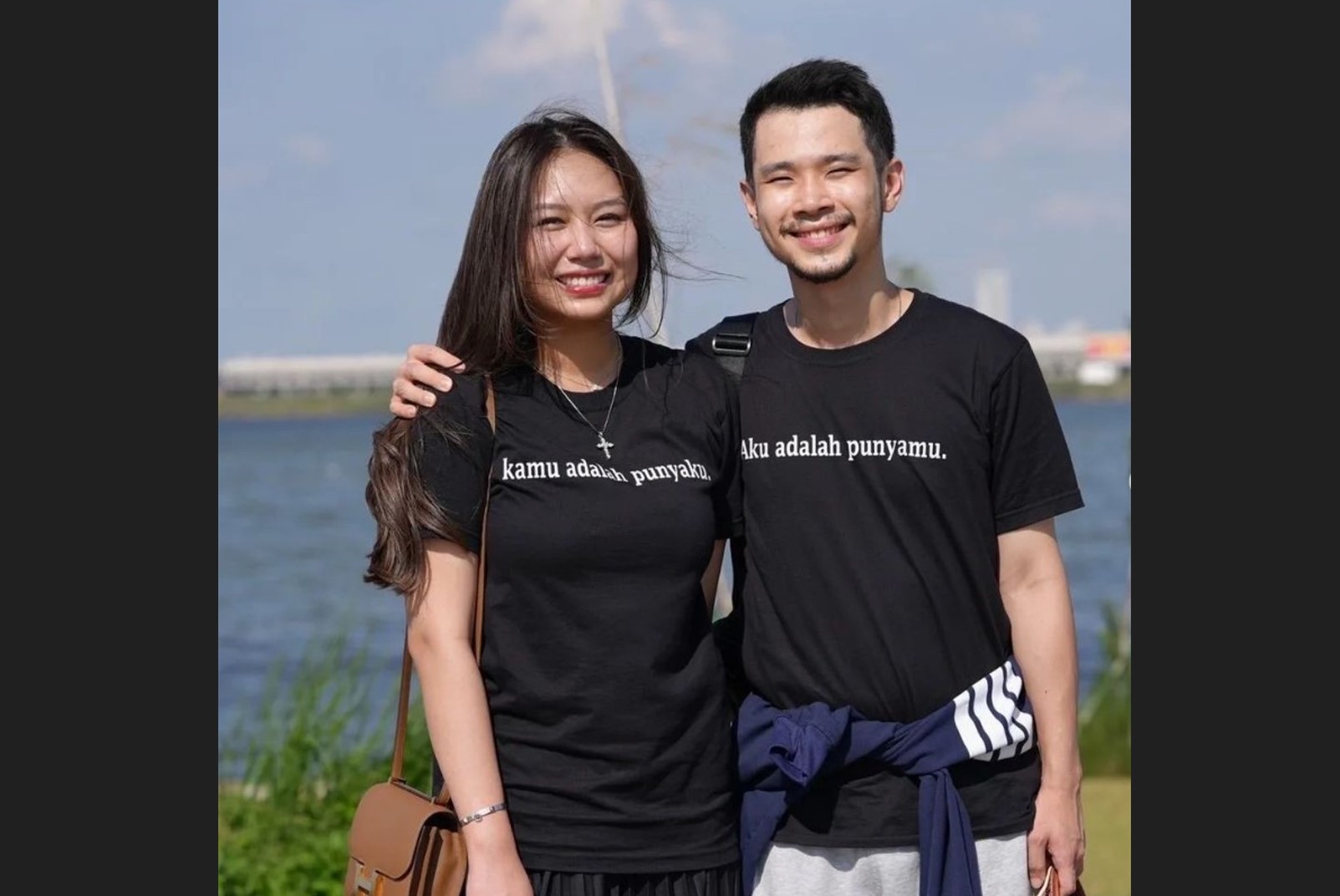 Sisca Kohl (kiri) dan Jess No Limit