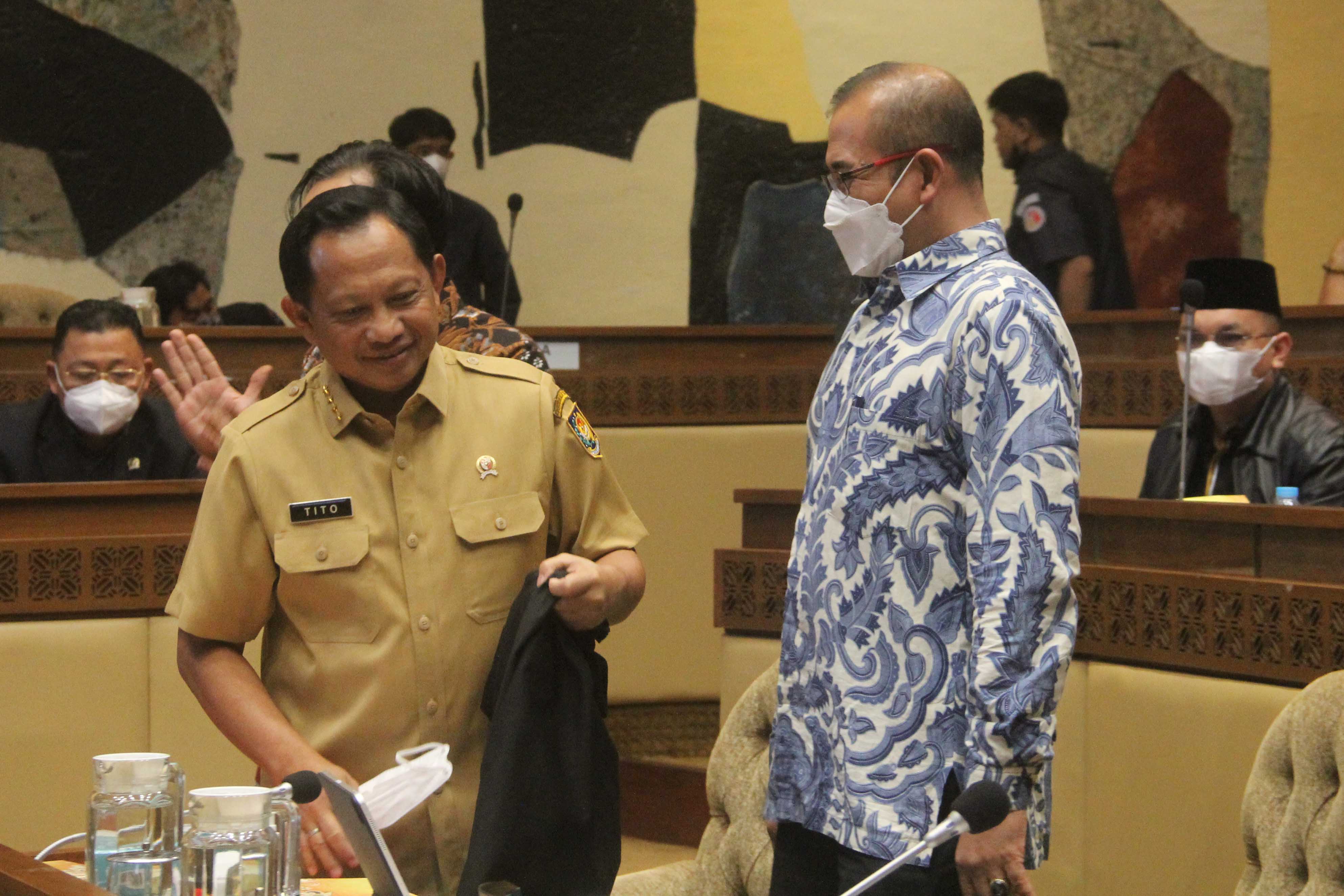 Mendagri Tito Karnavian saat berisap rapat dengan Komisi II DPR RI.