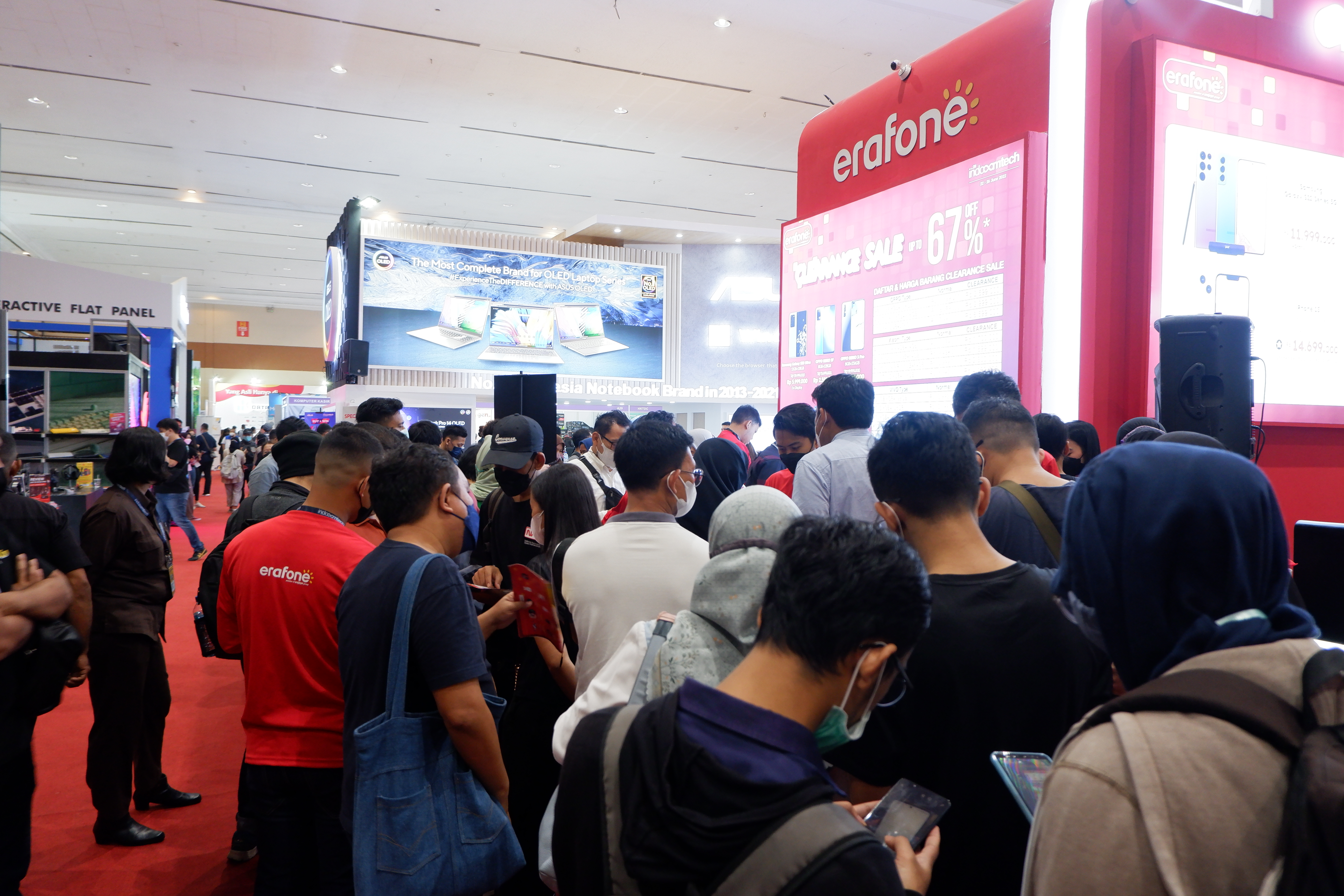 Gelaran Indocomtech 2022 di JCC telah dibuka sejak 22 Juni 2022 dan akan berlangsung hingga 26 Juni 2022.