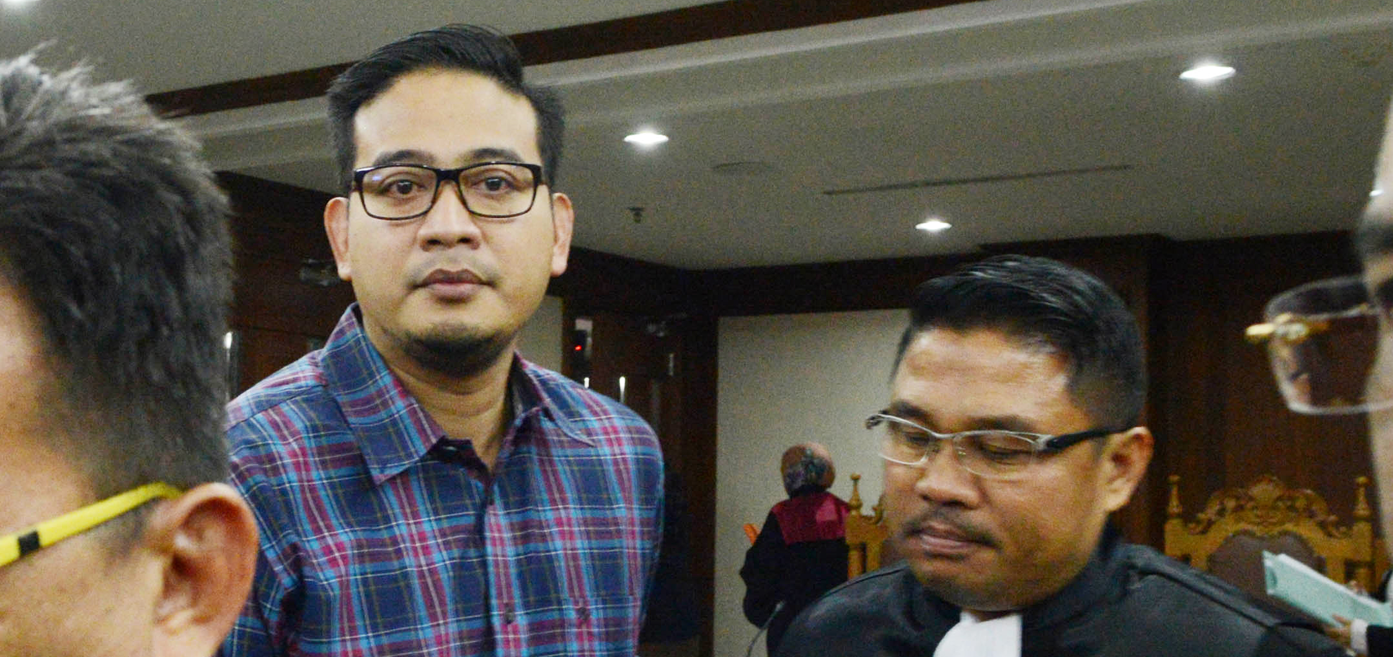 AKBP Brotoseno (kedua dari kiri)