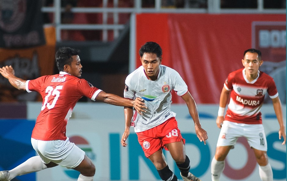 Laga Piala Presiden antara Madura United dan Persija