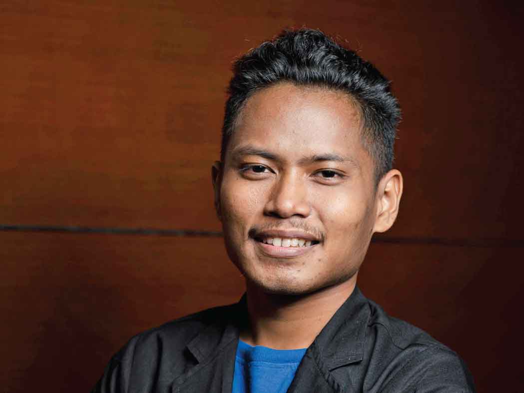  Juni Prayitno merupakan pendiri sebuah aplikasi pencarian data dan riwayat tanah yang diberi nama Program Digitalisasi 