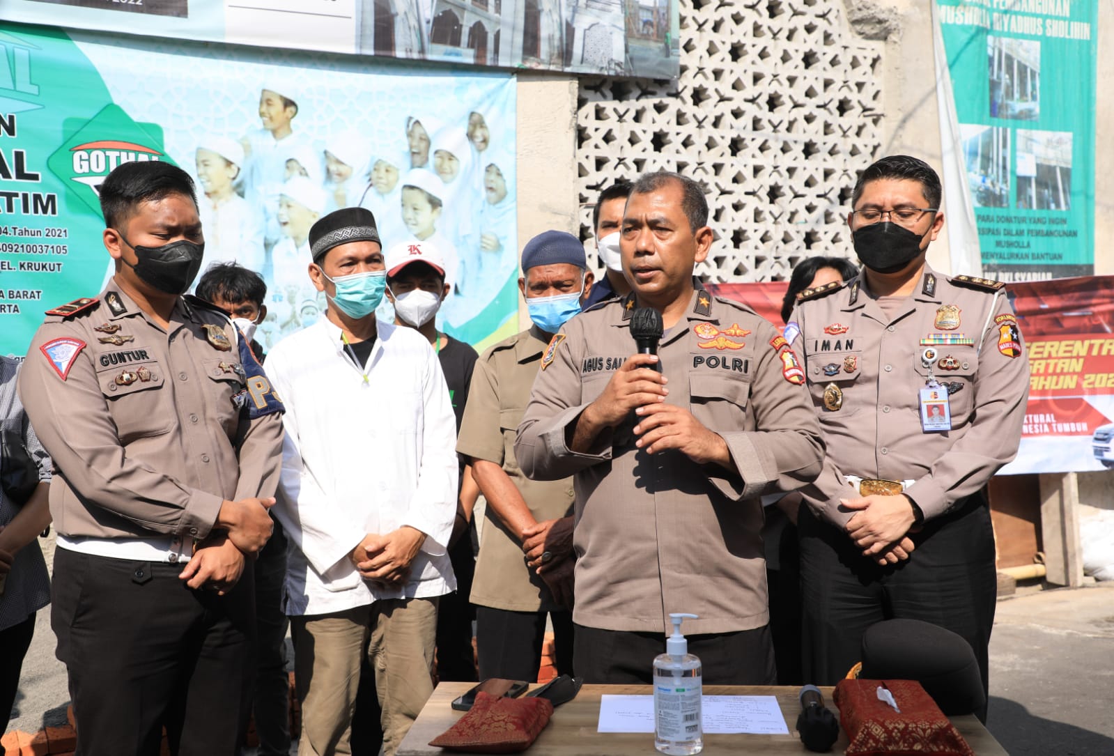 Mabes Polri Berikan 500 Paket Bansos ke Yayasan Gothal Peduli Yatim