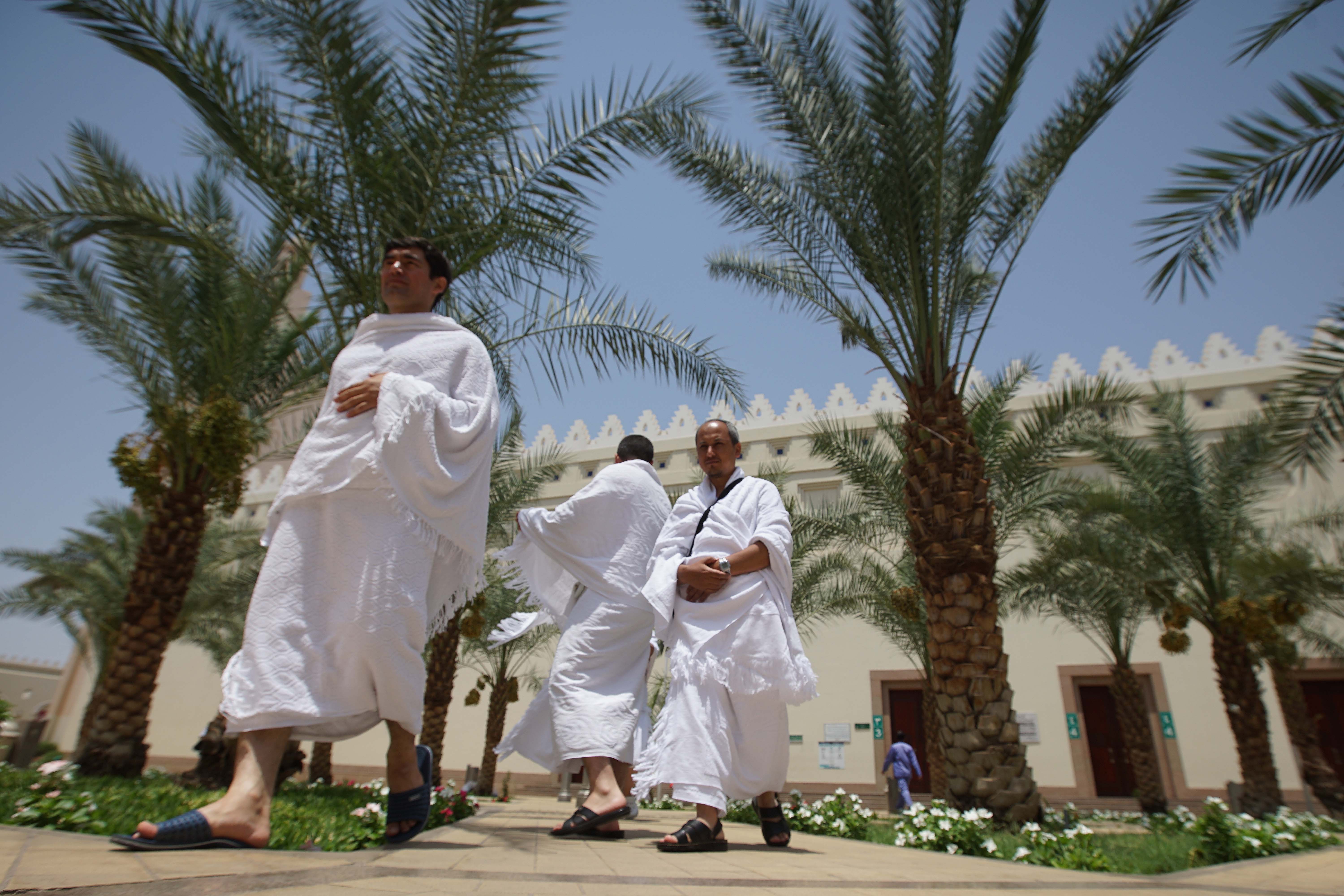 Suasana Masjid Bir Ali yang menjadi Miqat cakon jemaah Haji Indonesia di Madinah, Kamis (9/6/2022). 