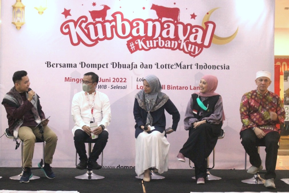 Keterangan pers kurbanaval.