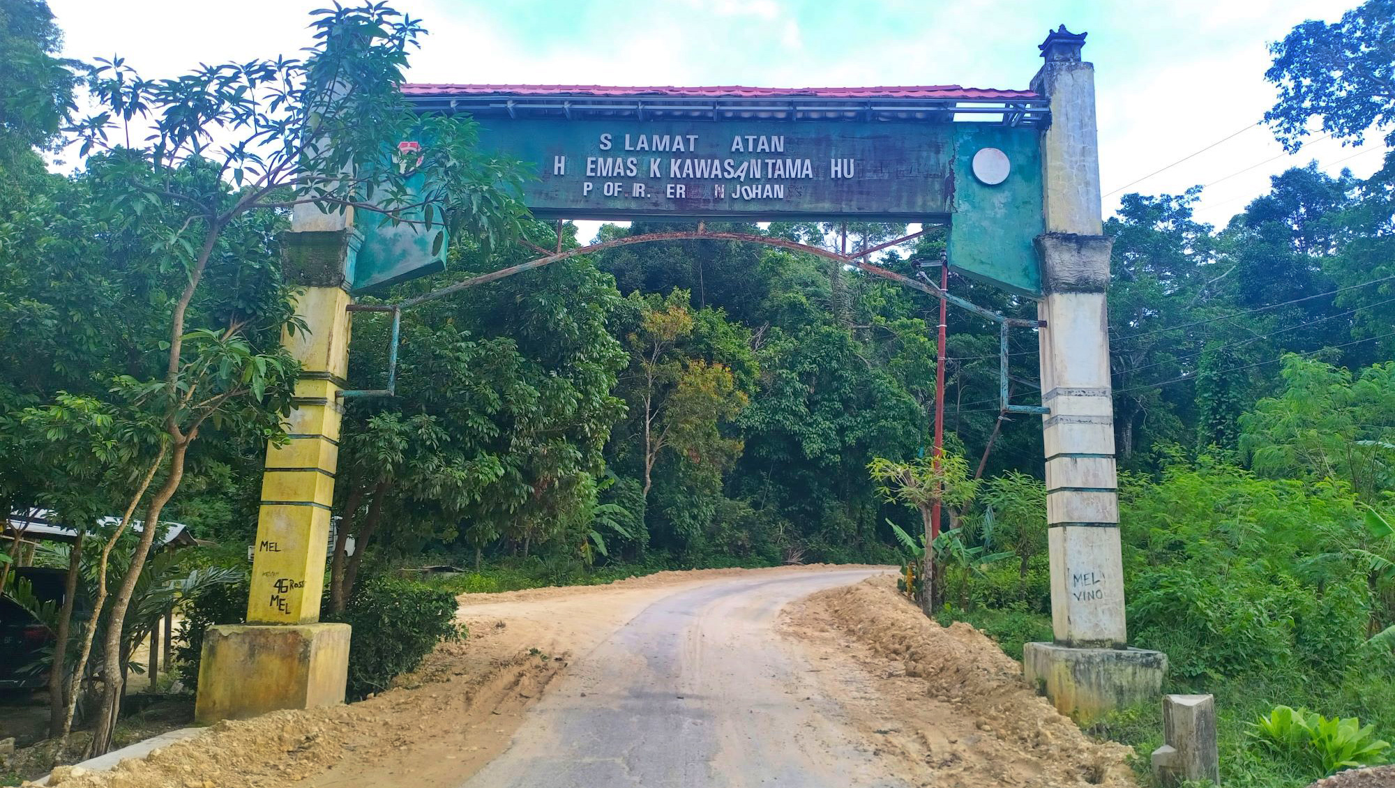 Ilustrasi taman hutan rakyat