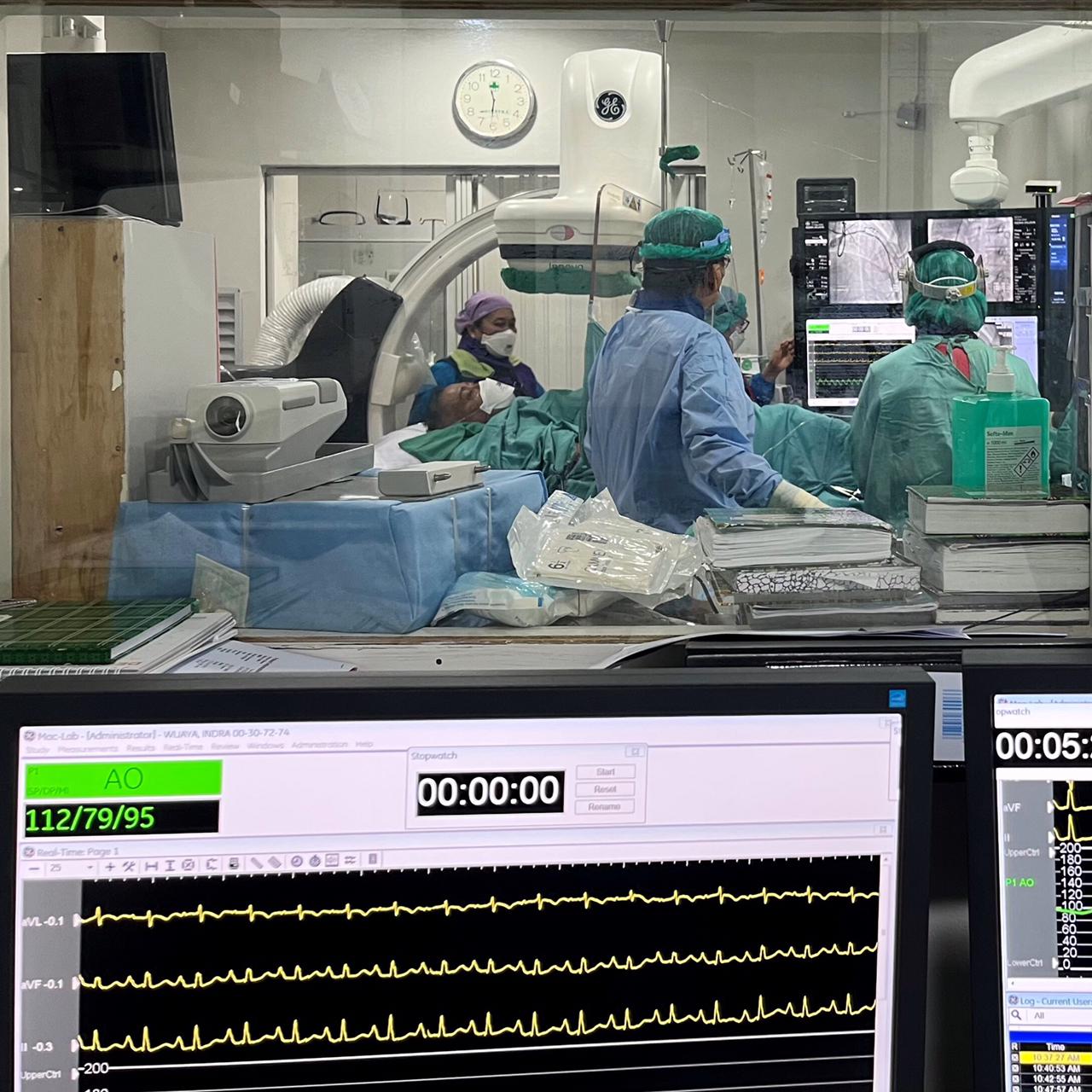 Ilustrasi operasi jantung