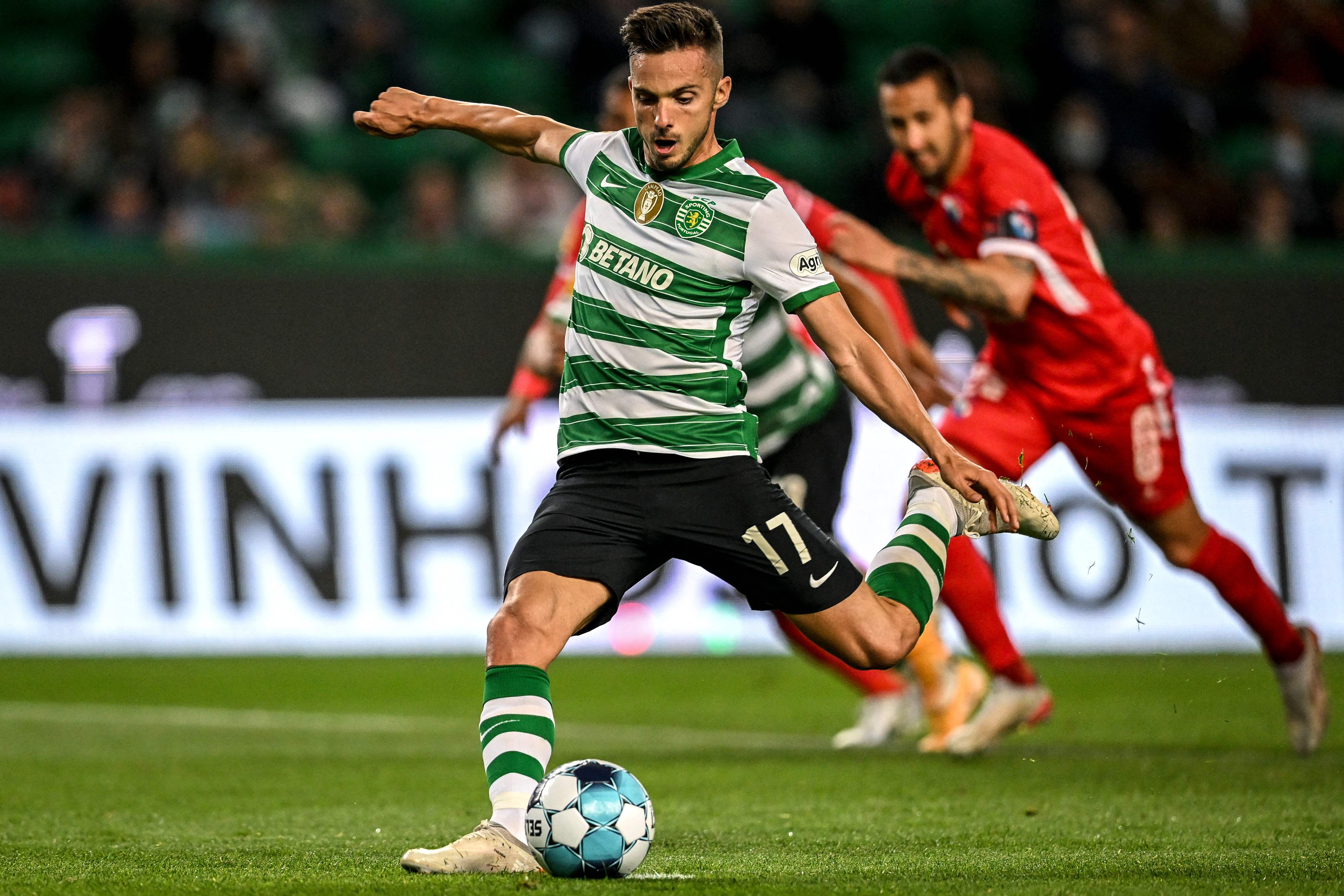Penyerang Sporting CP Pablo Sarabia