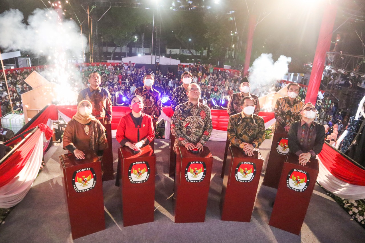 Konisi Pemilihan Umum (KPU) telah resmi meluncurkan Tahapan Pemilu yang disosialisasikan kepada masyarakat pada Selasa (14/6).