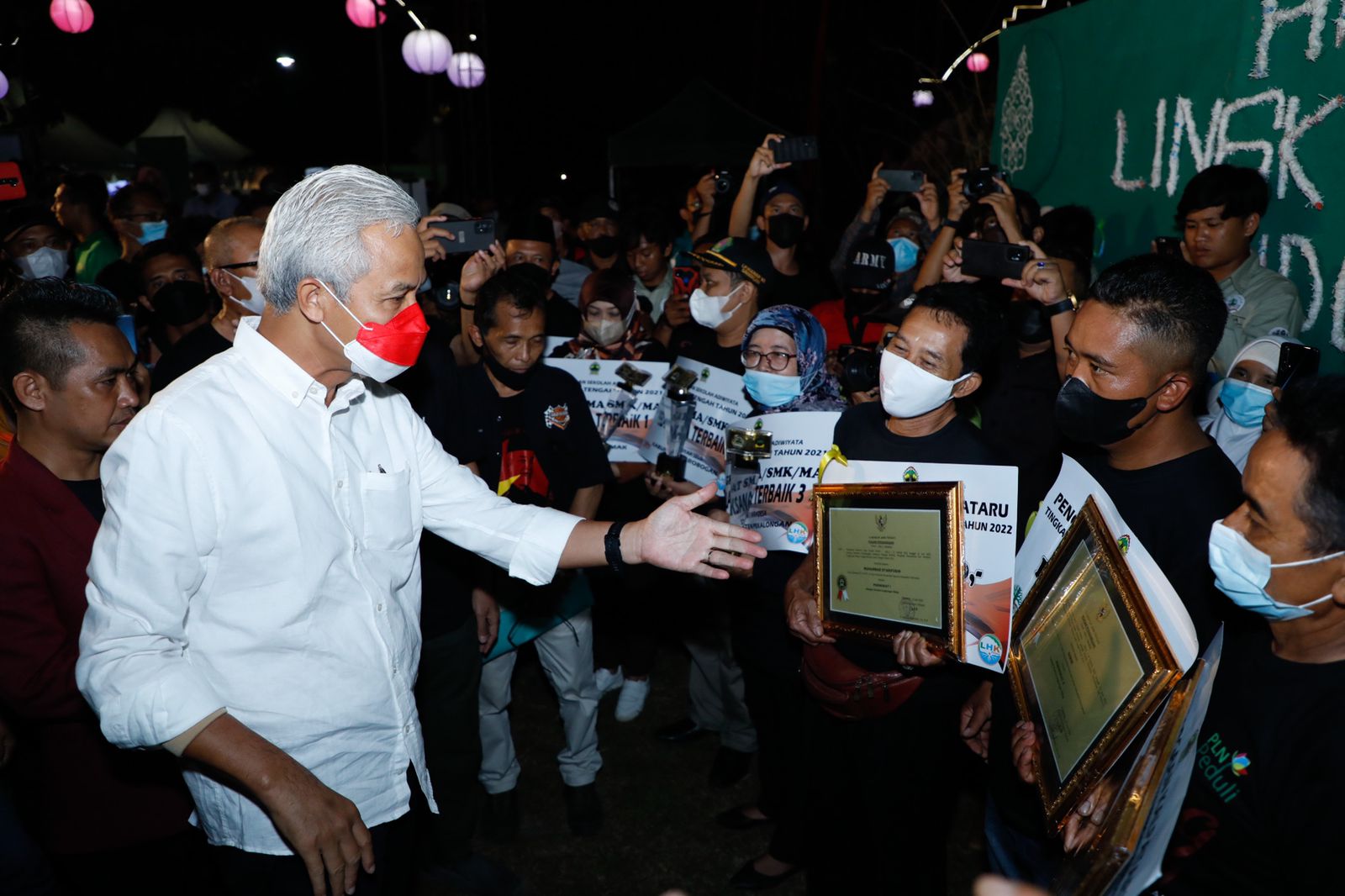 Ganjar Gandeng Komunitas Selesaikan Masalah Sampah