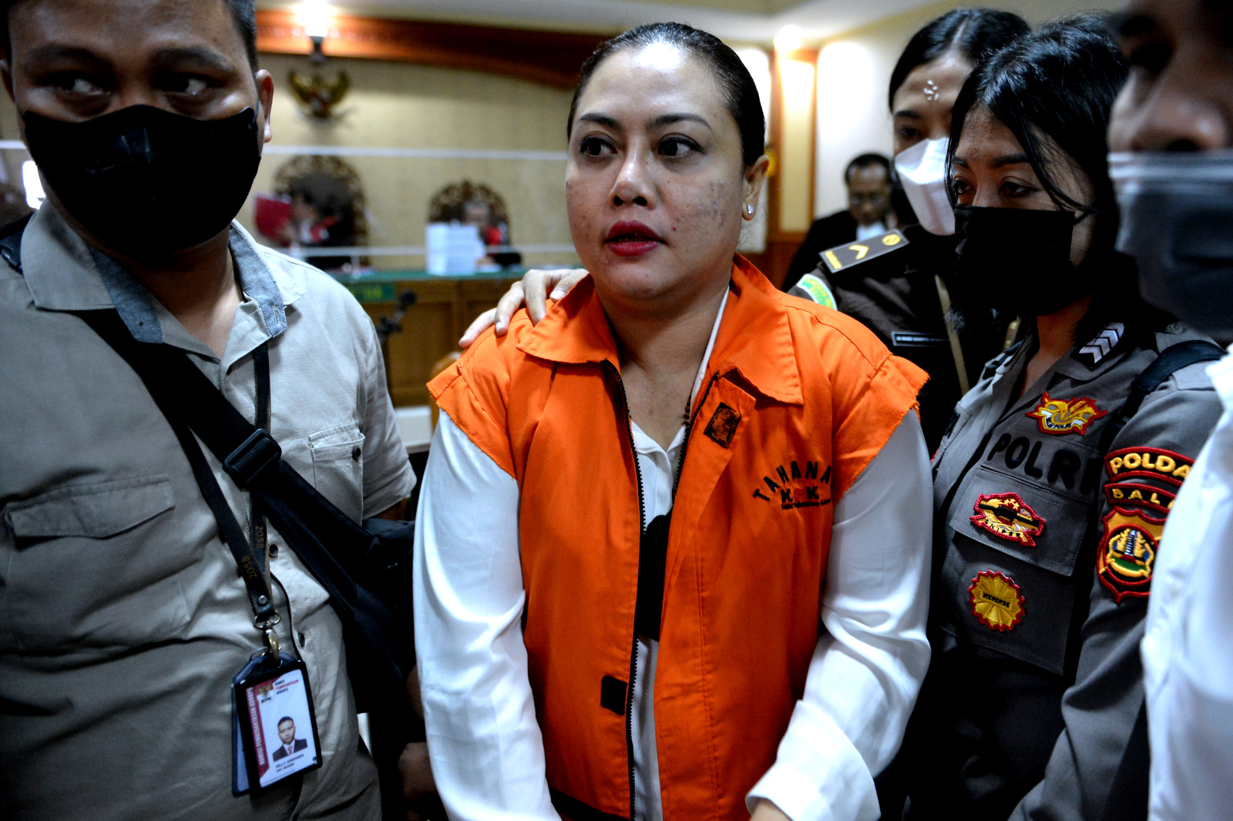 Terdakwa mantan Bupati Tabanan periode 2010-2015 dan 2016-2021 Ni Putu Eka Wiryastuti.