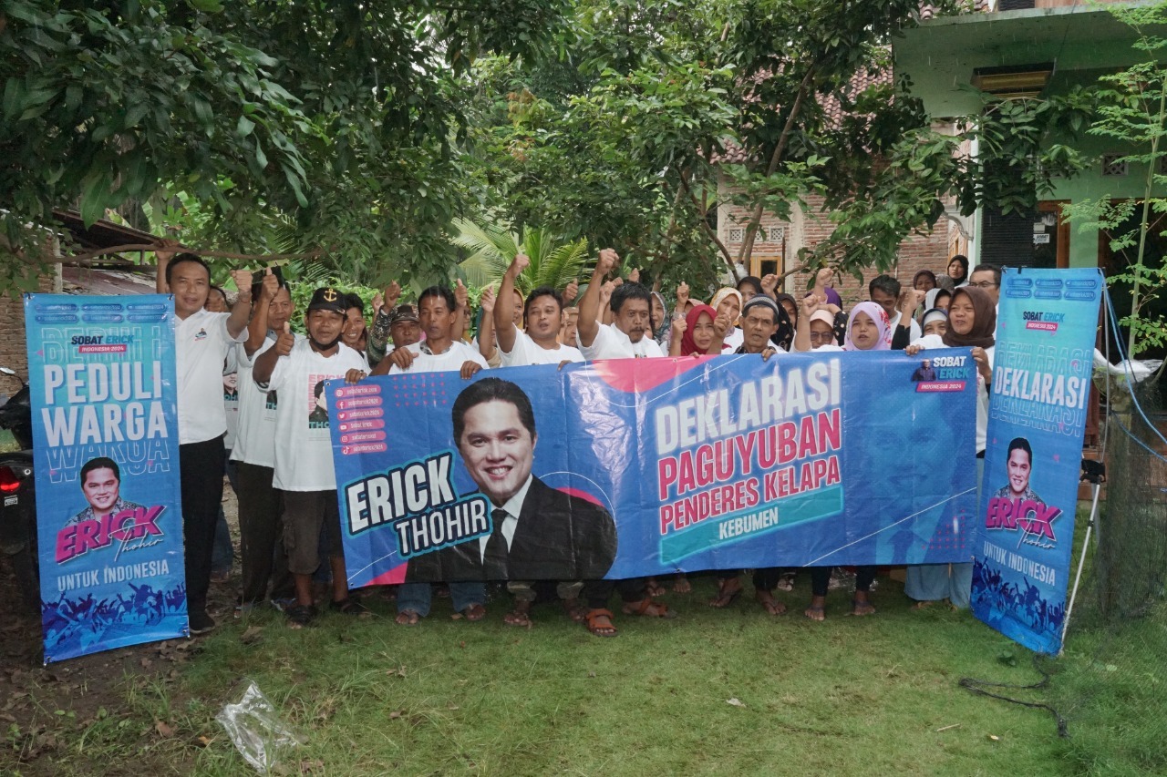 Deklarasi dukungan untuk Erick Thohir oleh paguyuban penderes kelapa di Kebumen, Jawa Tengah.