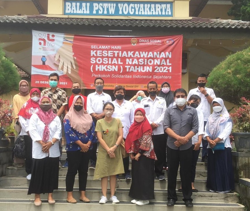 Balai Pelayanan Sosial Tresna Werdha (BPSTW), Budi Luhur, Yogyakarta menjadi lokasi penelitian studi Elderly Project yan dikepalai dosen UGM