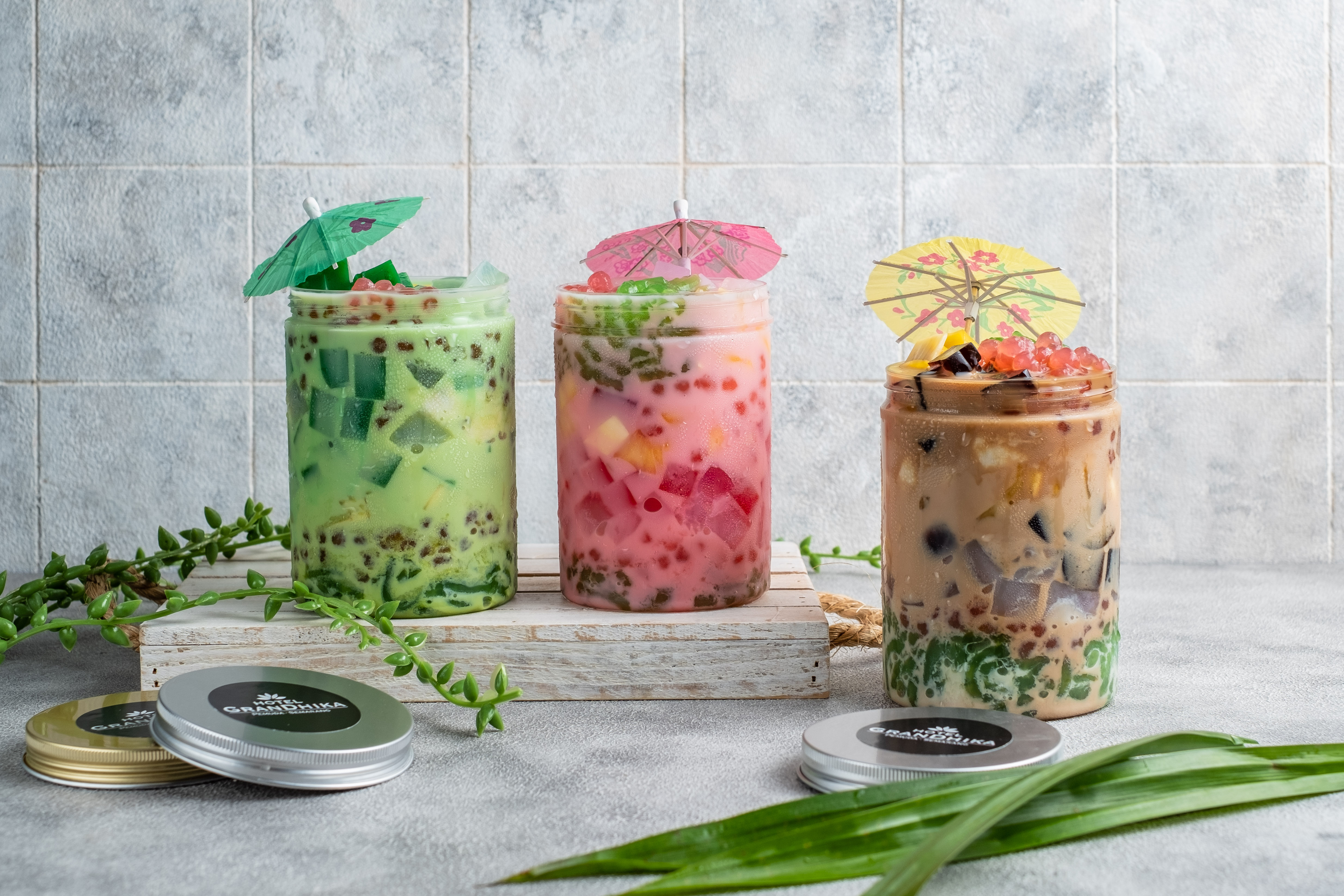 Hotel GranDhika Pemuda Semarang siap memanjakan pecinta kuliner Semarang dengan berbagai sajian yang khas dari chef hotel.