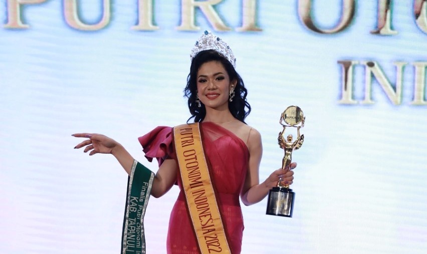Kejutan, Juara Putri Otonomi Indonesia 2022 Jabat Wamendagri Sehari