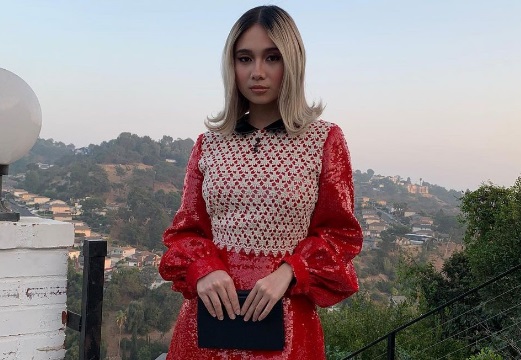 Penyanyi Niki akan merilis album barunya pada Agustus 2022.