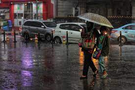 BMKG: Hujan Berpotensi Mengguyur Jaksel dan Jaktim Siang Ini