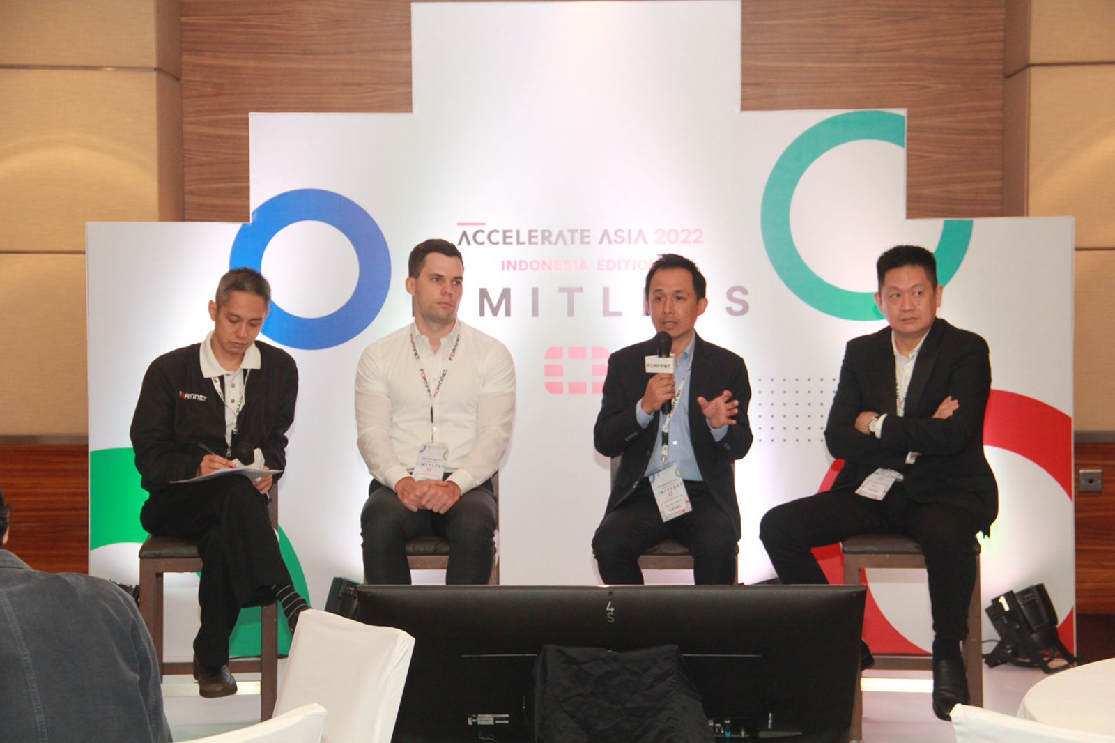 Konferensi pers yang digelar Fortinet tentang 2022 Cybersecurity Skills Gap Report di Jakarta.