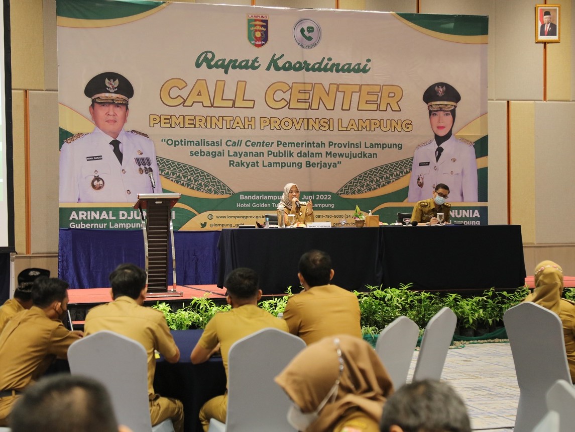 Wakil Gubernur Lampung Chusnunia Chalim sosialisasikan Call Center Pemprov Lampung sebagai layanan pengaduan dan aspirasi masyarakat.