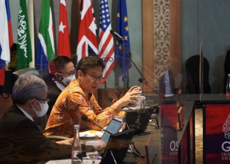 Menkes Budi Gunadi Sadikin memimpin pertemuan Health Working Group Presidensi G20 Indonesia