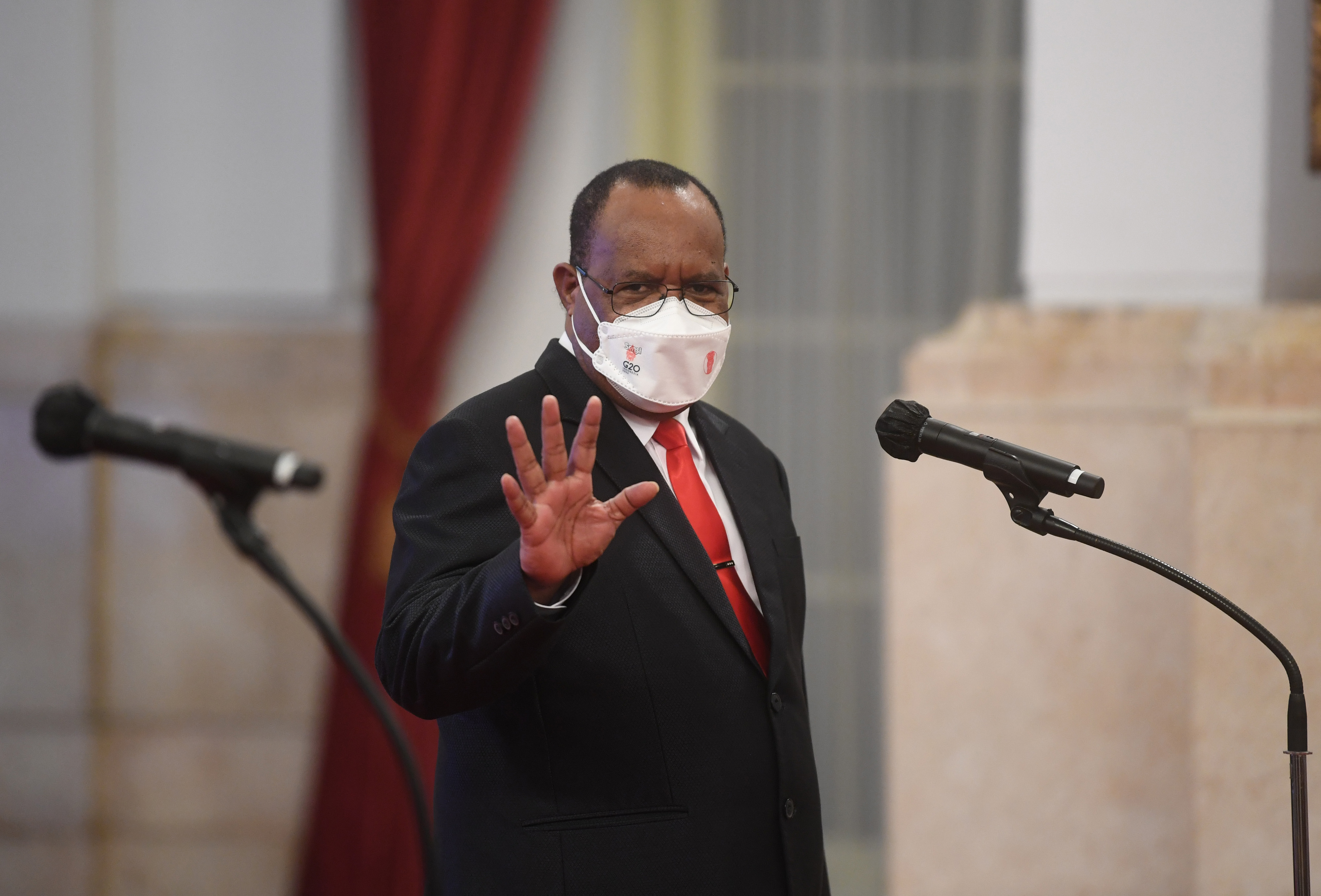 Wakil Menteri Dalam Negeri John Wempi Watipo