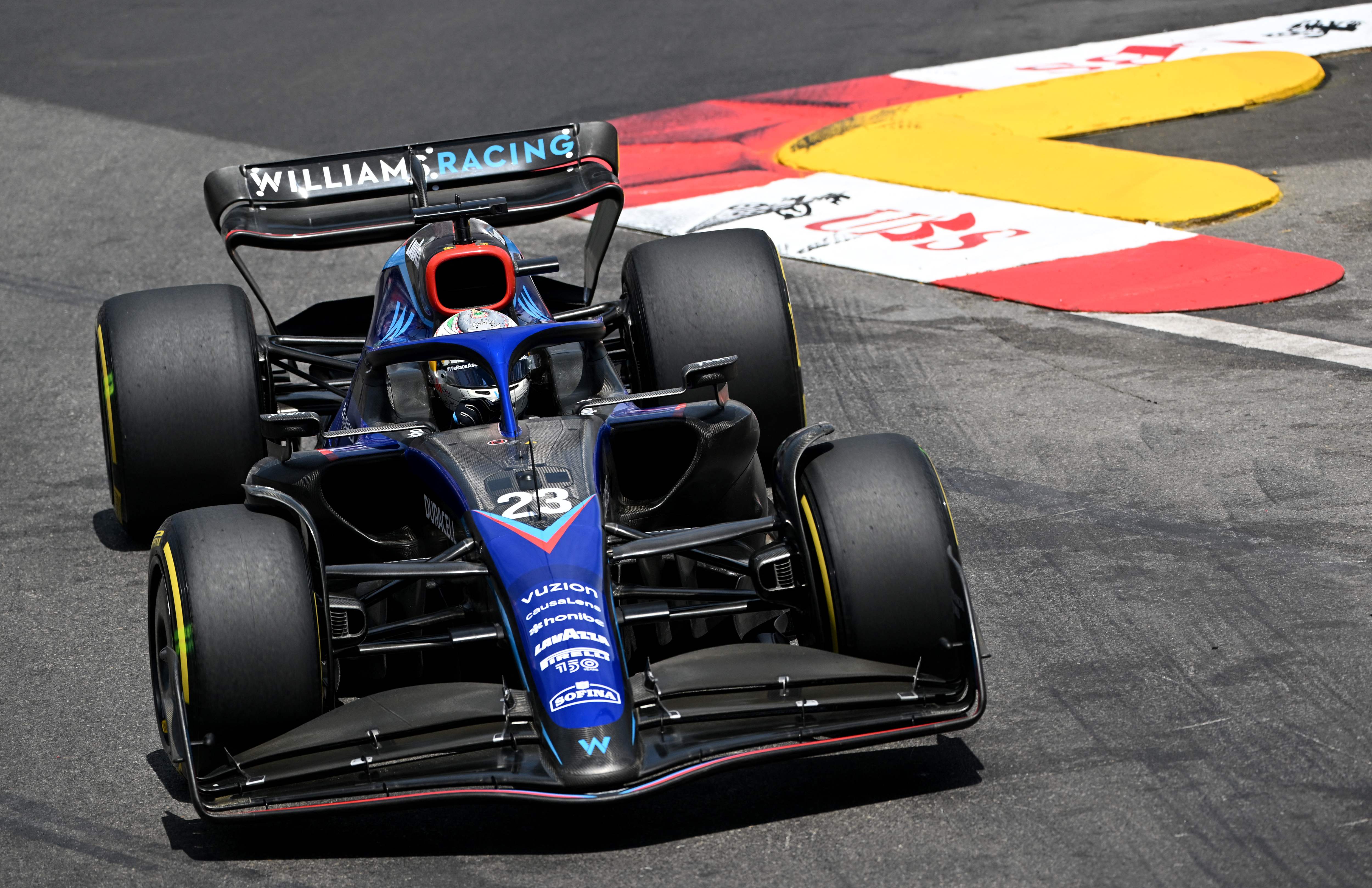 Pembalap tim Williams Alexander Albon