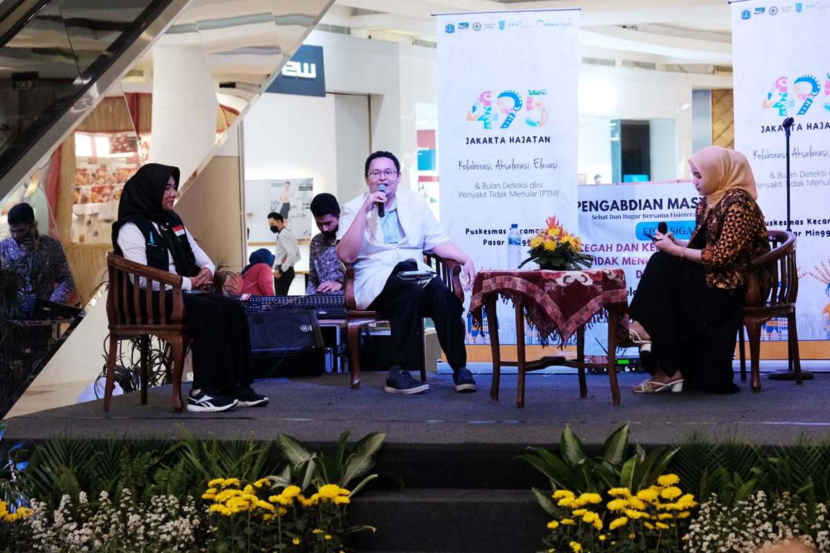 IFI dan Puskesmas Pasar Minggu bekerja sama menggelar kegiatan Gerakan FIsioterapi SIGAP dan Bulan Gerakan Deteksi Dini PTM.