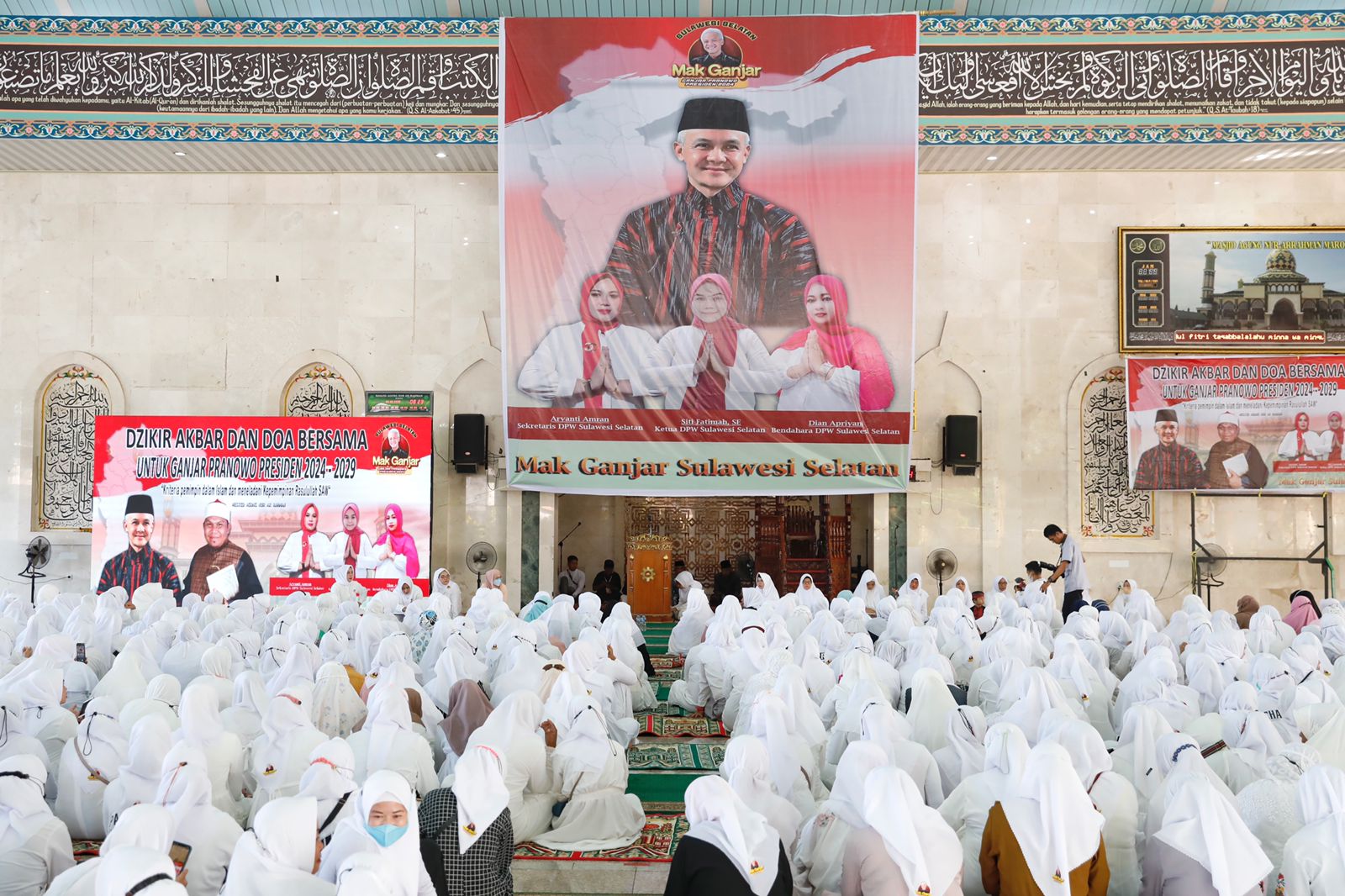 Deklarasi dukungan kepada Ganjar Pranowo oleh kaum perempuan di Sulsel, Sabtu (25/6)  