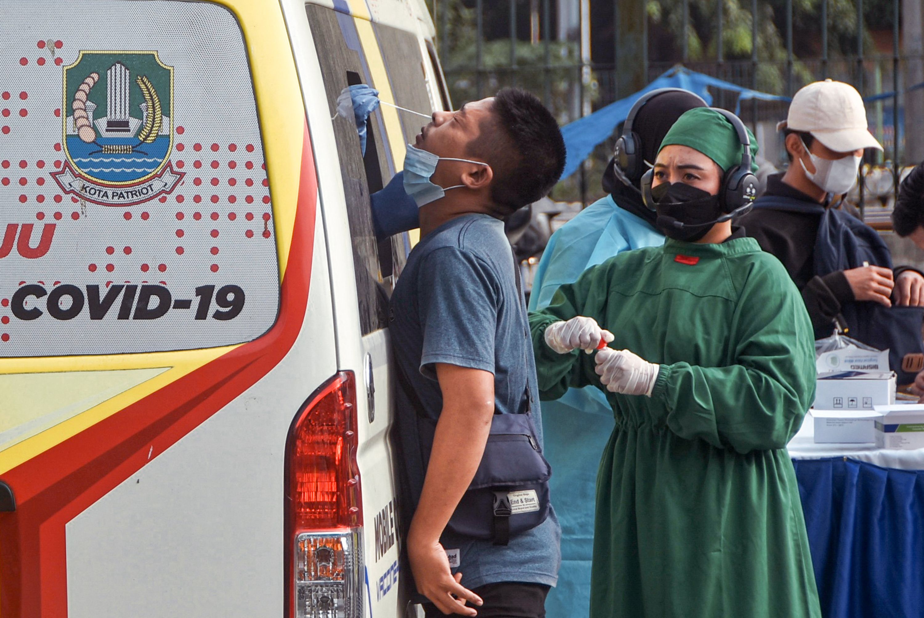 Kasus Aktif Covid-19 DKI Tembus 5.915 Kasus, Positivity Rate 5%