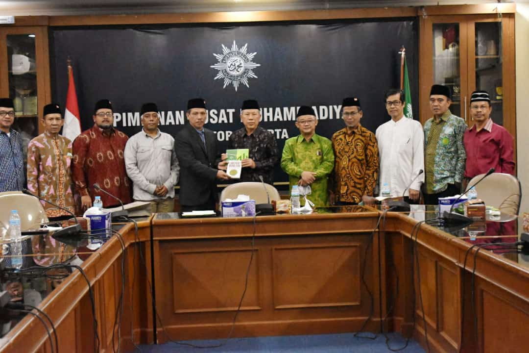 Delegasi ormas Ahlulbait Indonesia (ABI) melakukan kunjungan ke Kantor Pimpinan Pusat (PP) Muhammadiyah, Jakarta Pusat, Selasa (7/6).